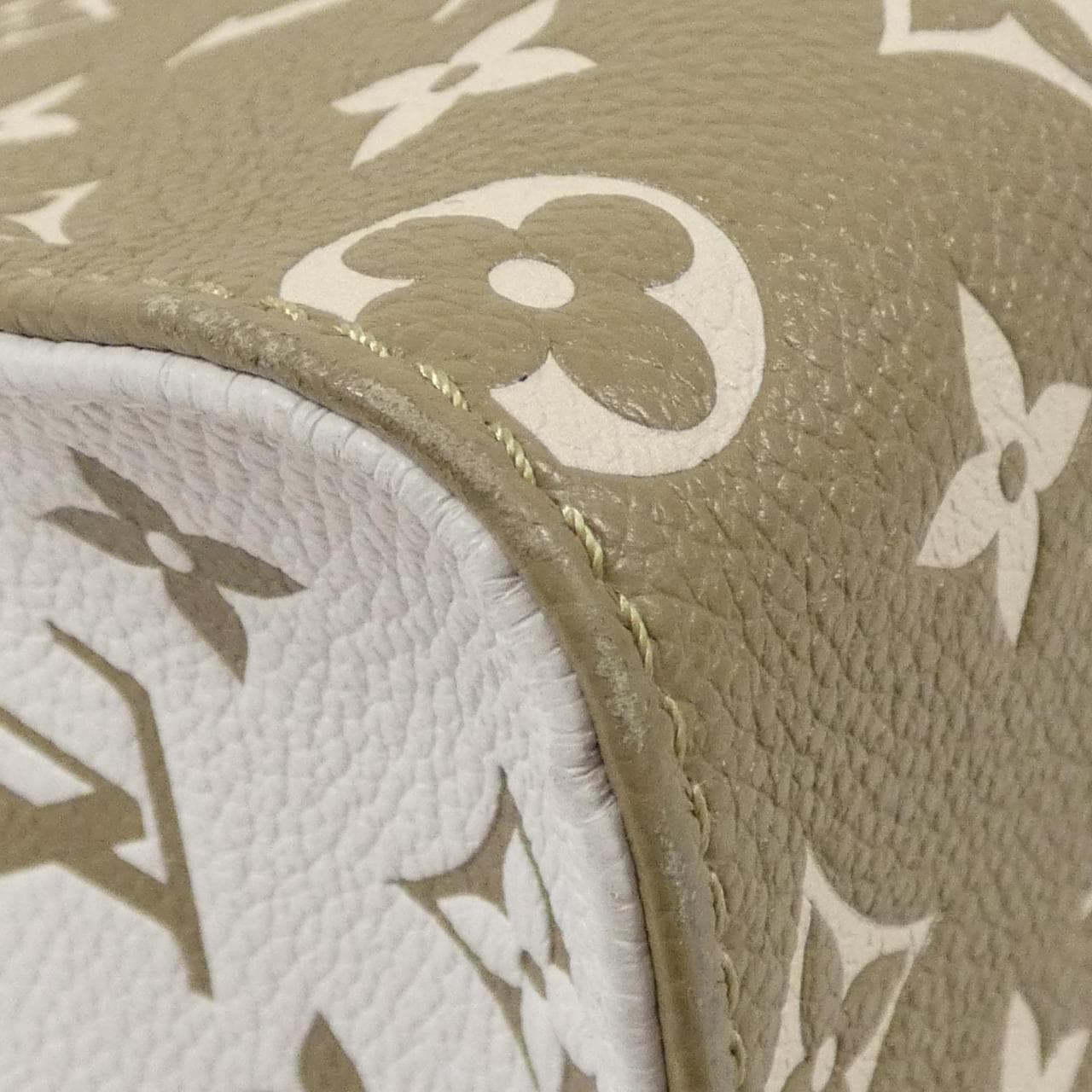 ルイヴィトン モノグラム アンプラント(スプリング インザシティ) オンザゴー 2022SS MM M46060 バッグ