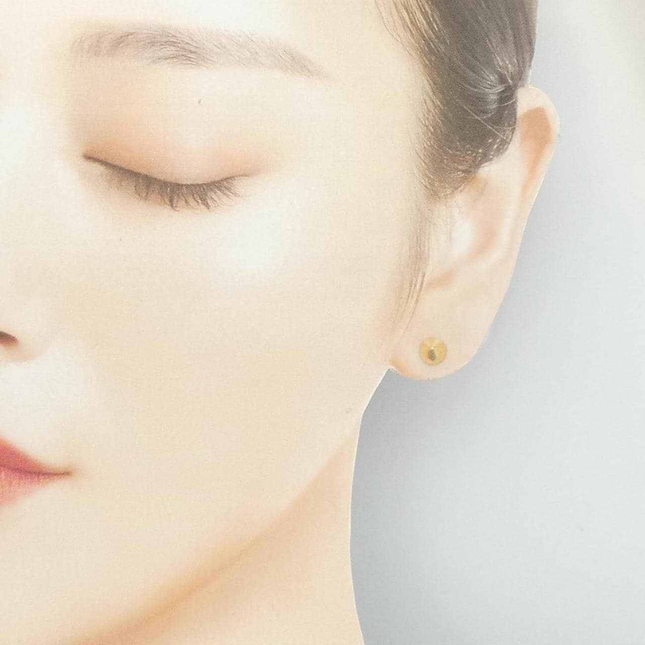 Tasa Refa India Liberion耳环7.5mm