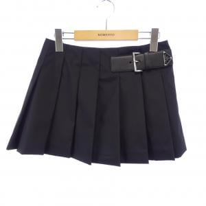 プラダ PRADA RE-NYLON プリーツ ミニスカート トライアングルロゴ 21H922 S222 1WQ8 スカート