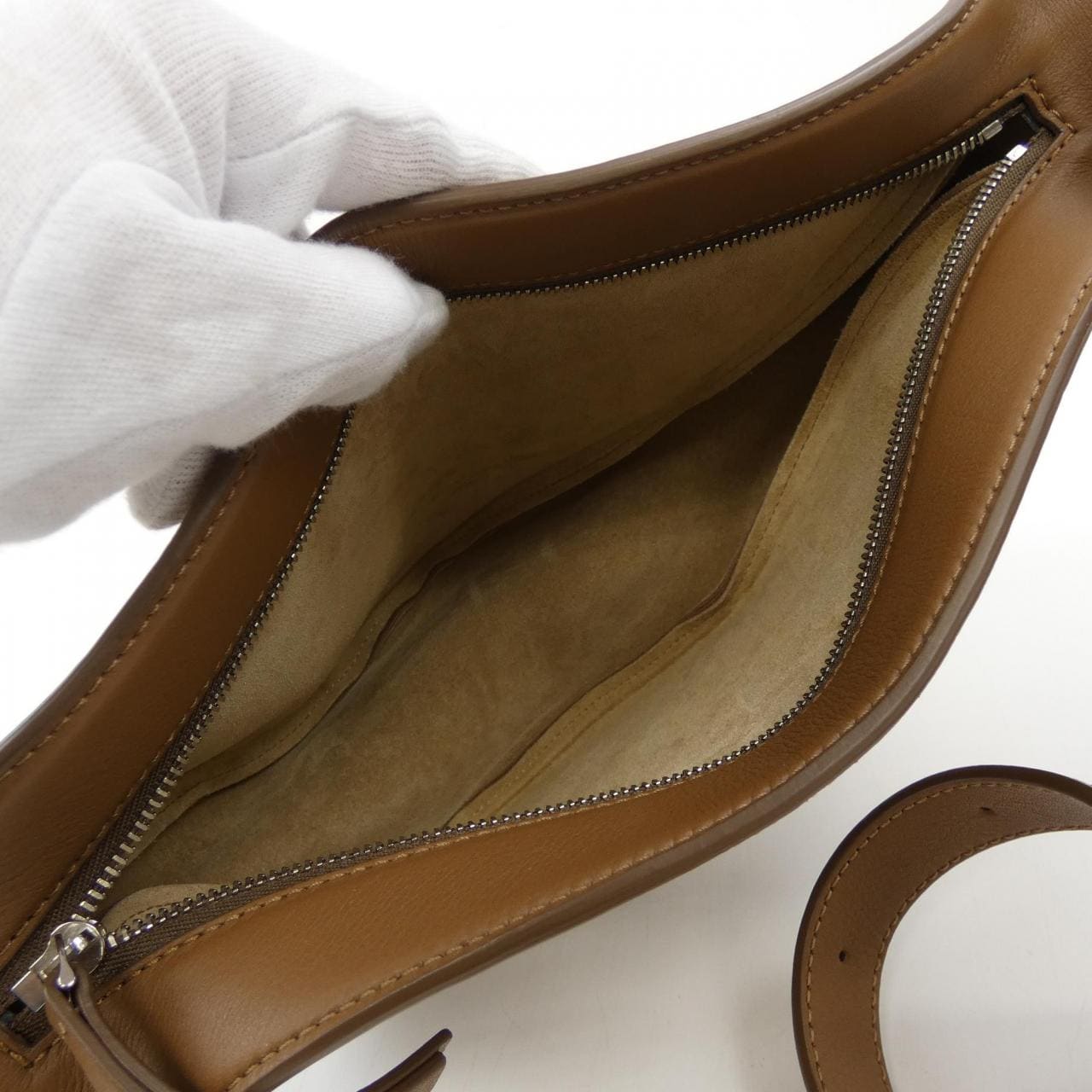 ザロウ THE ROW SLOUCHY BANANA W1197 L52 BAG