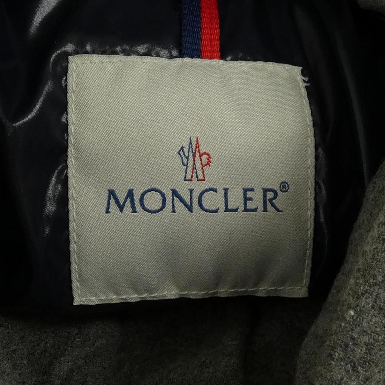 モンクレール MONCLER CHARTREUSE ダウンジャケット