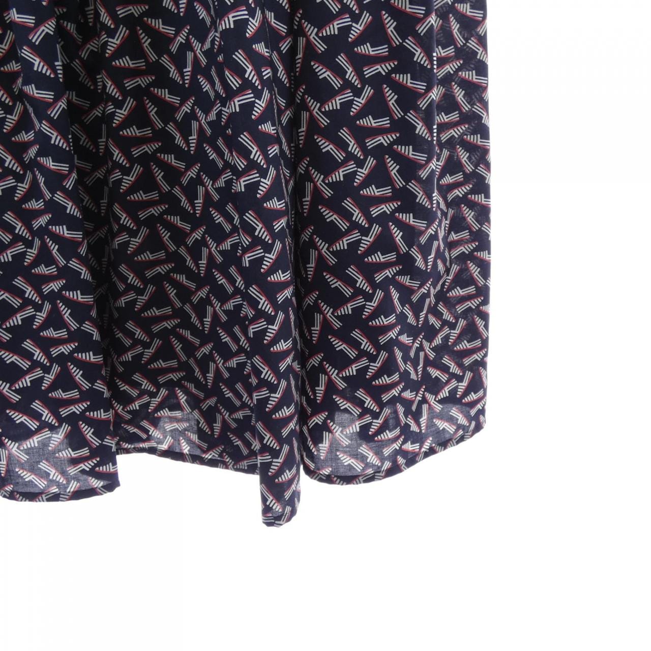 ニジュウサンク 23区 スカート