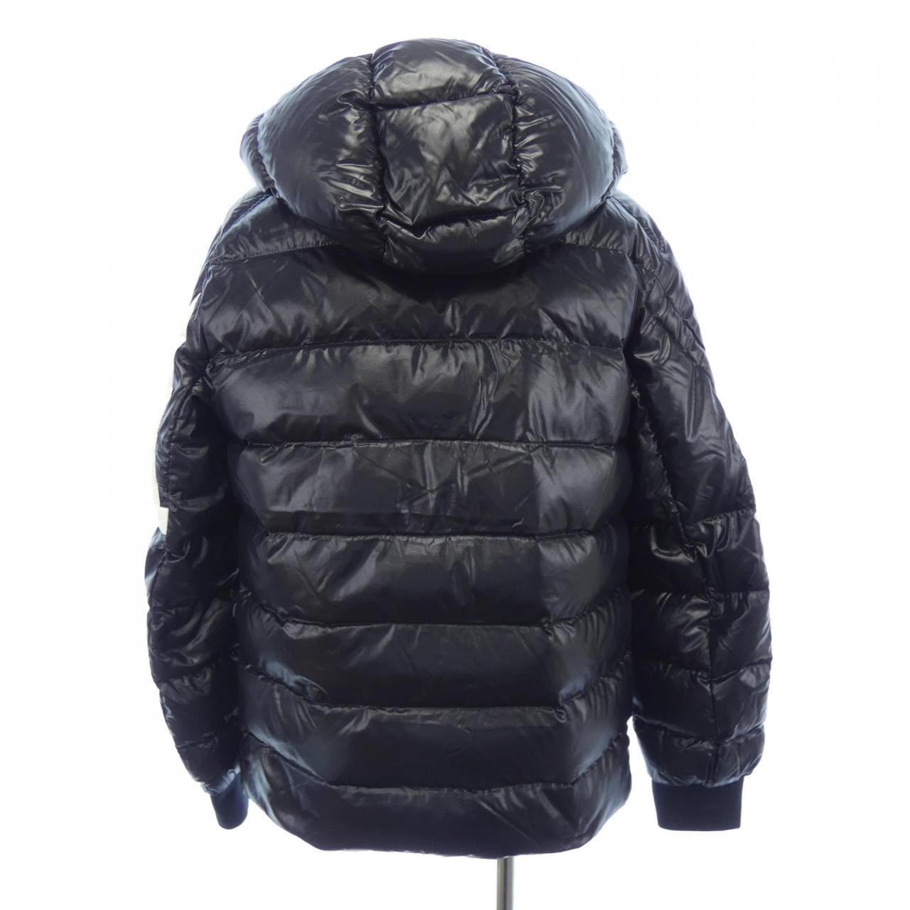 モンクレール MONCLER ダウンジャケット