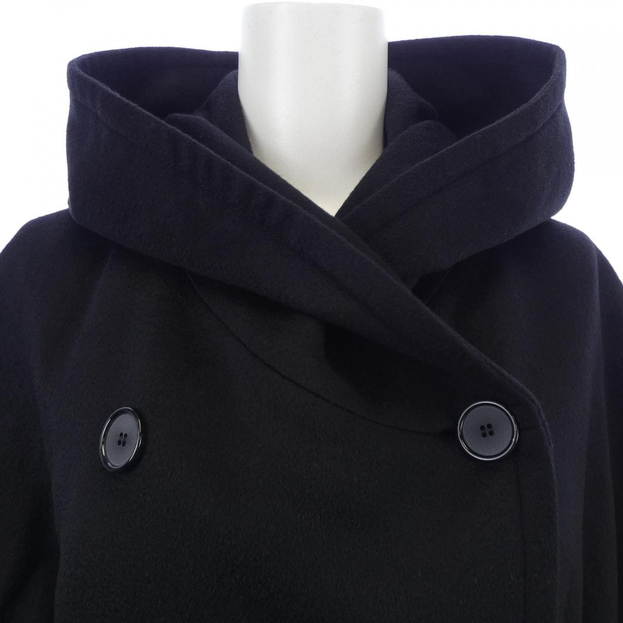 TAGLIATORE coat