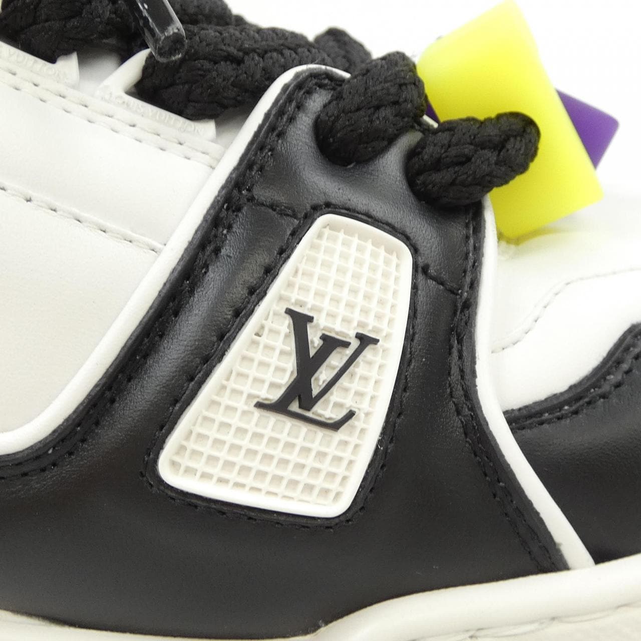 ルイヴィトン LOUIS VUITTON LVトレイナーマキシライン スニーカー