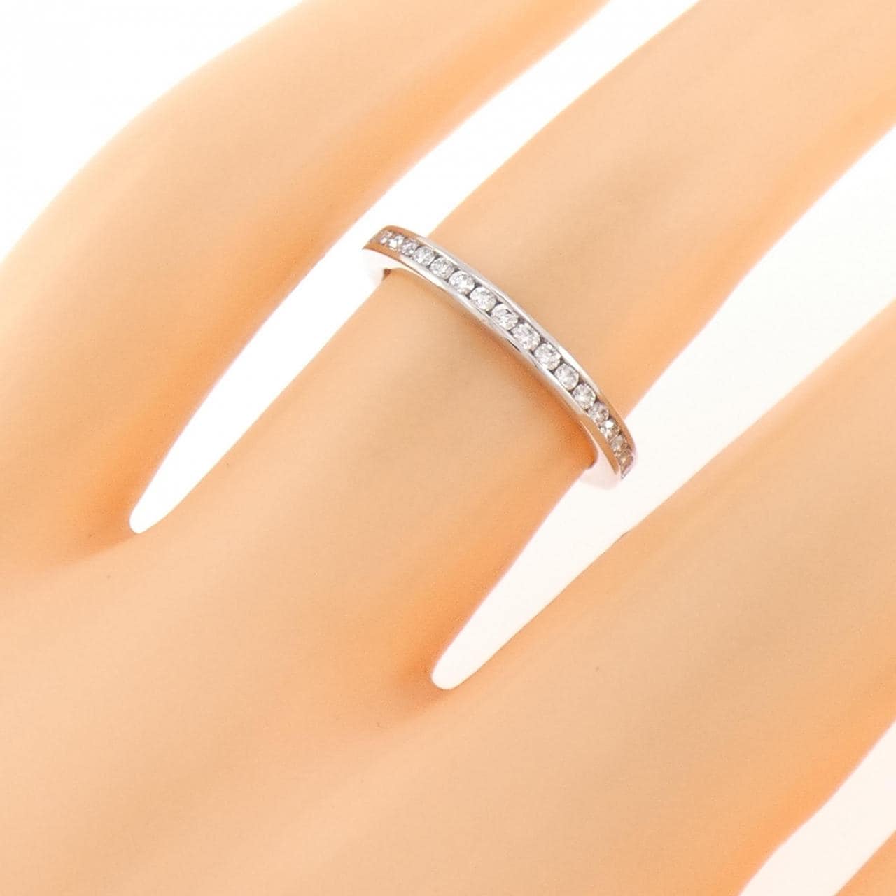 ロイヤル アッシャー ダイヤモンド リング 0.18CT
