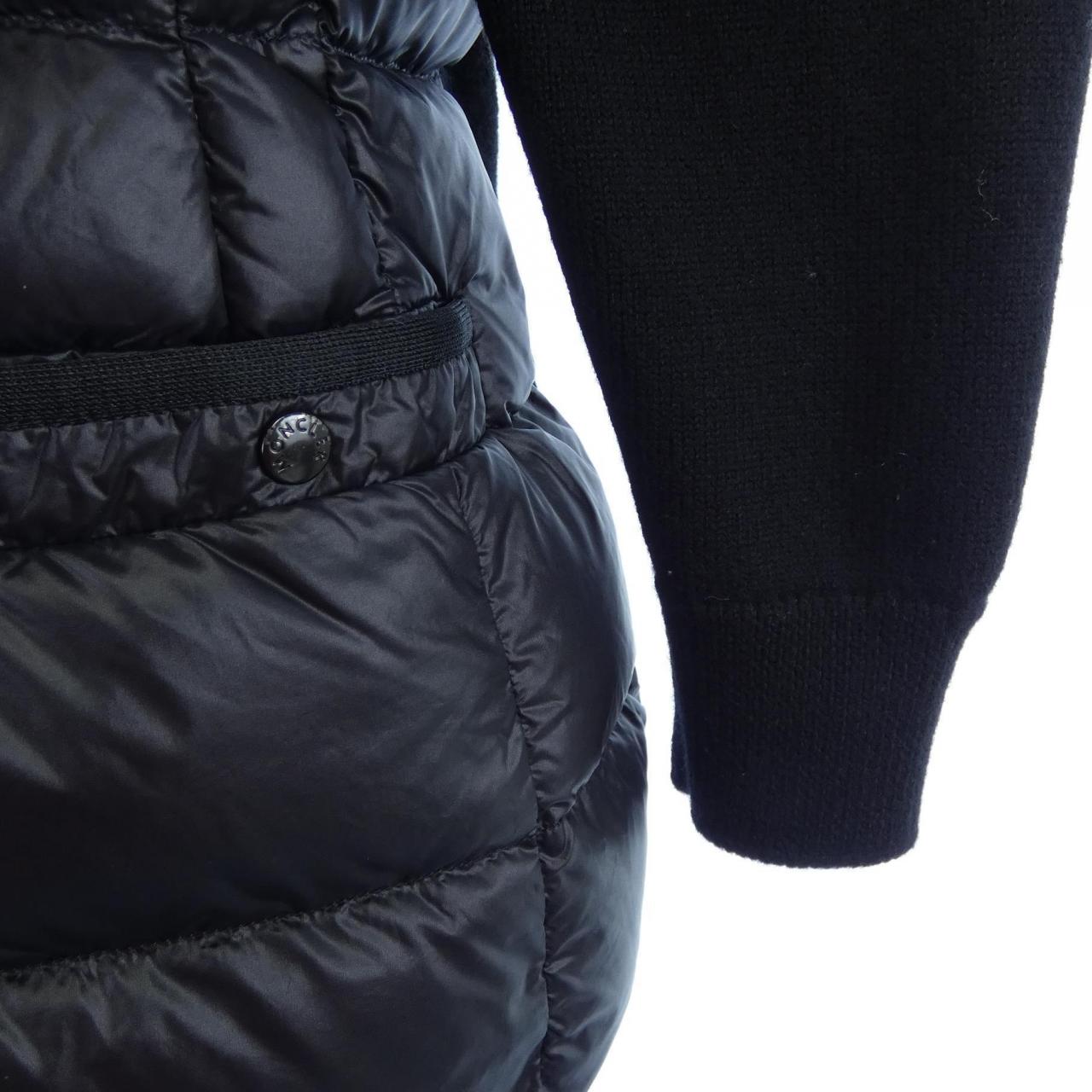 モンクレール MONCLER 20939B00011 ダウンジャケット