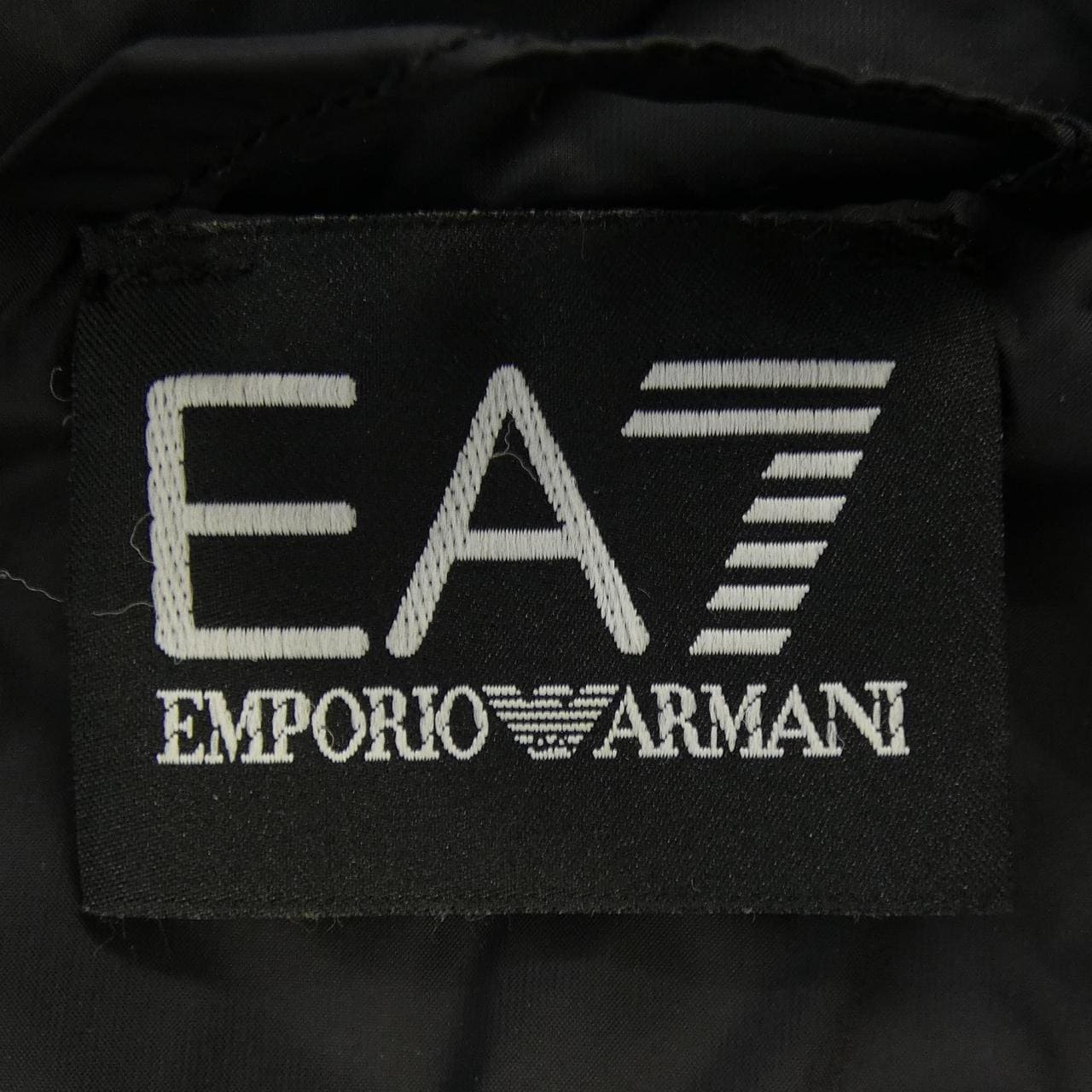 エアセッテ EA7 ジャケット