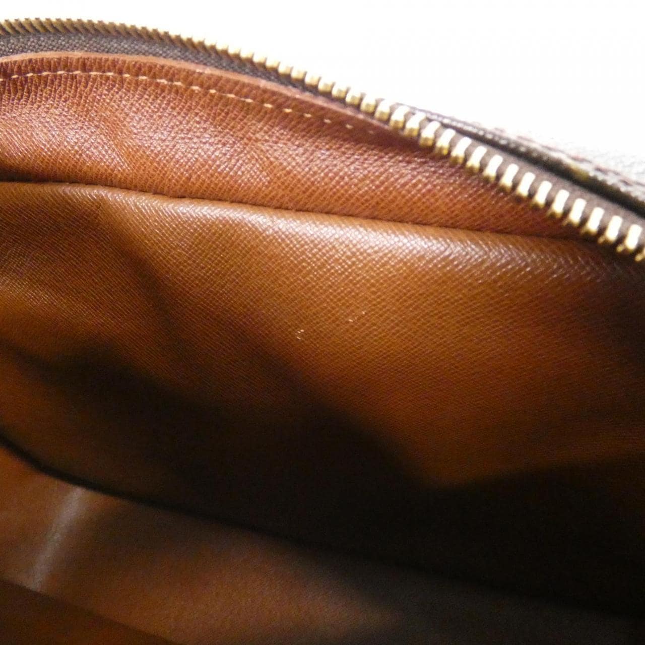 ルイヴィトン モノグラム ナイル M45244 ショルダーバッグ