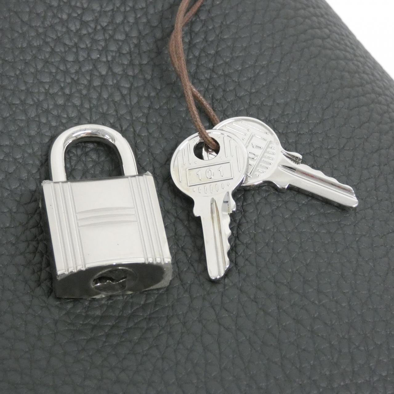 エルメス ピコタン ロック エクラ PM 069560CK バッグ