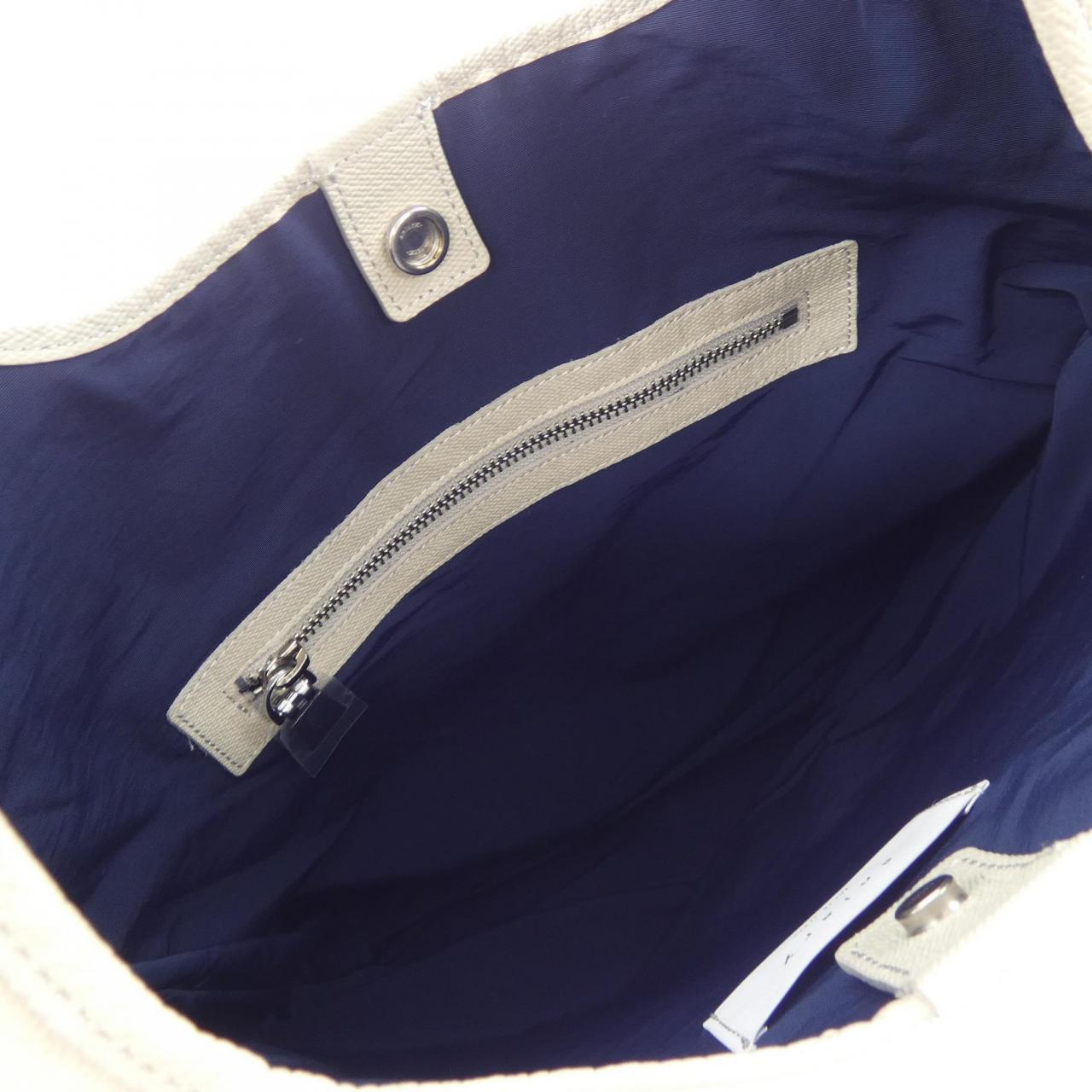 アニアリ ANIARY BAG
