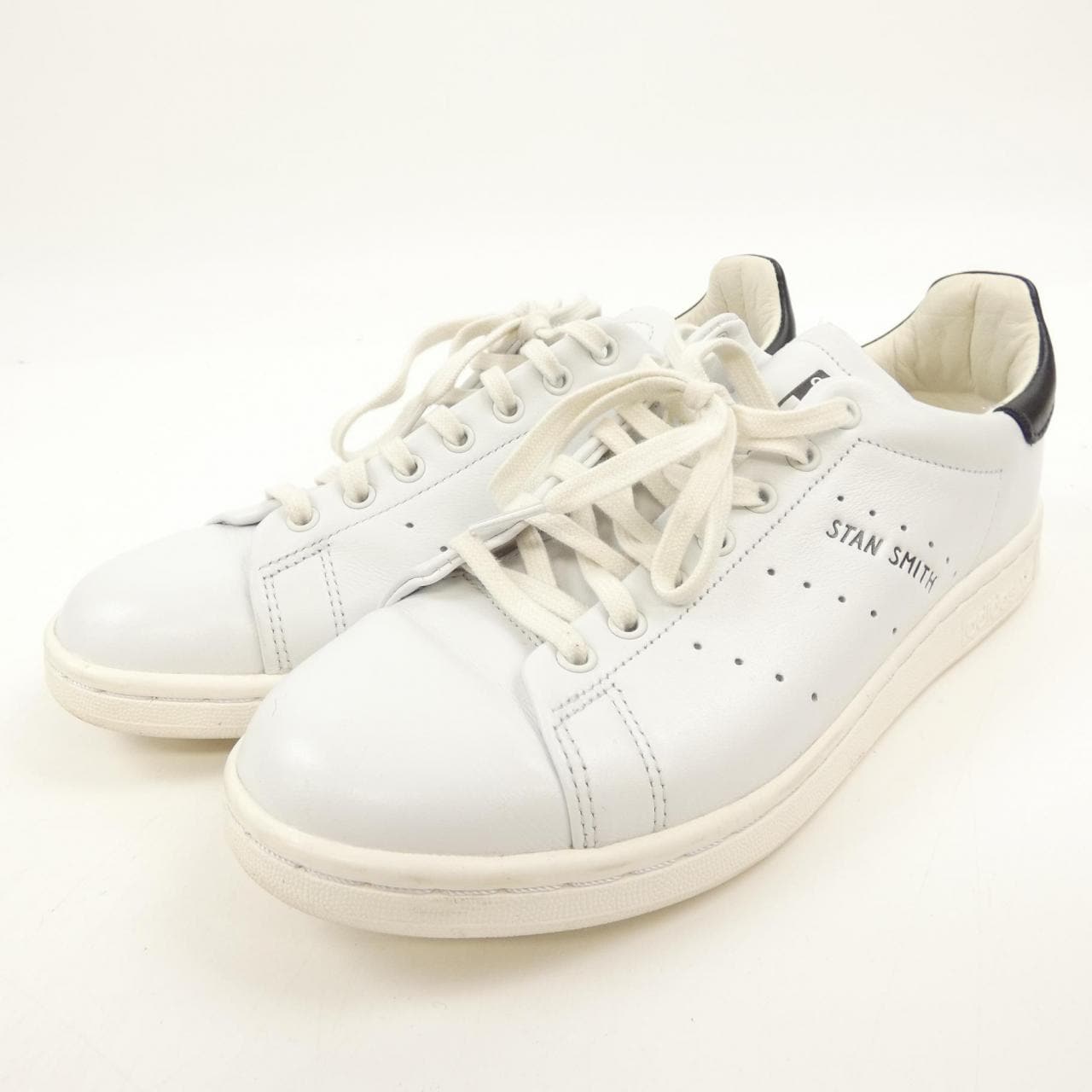 アディダス ADIDAS HQ6785 スニーカー
