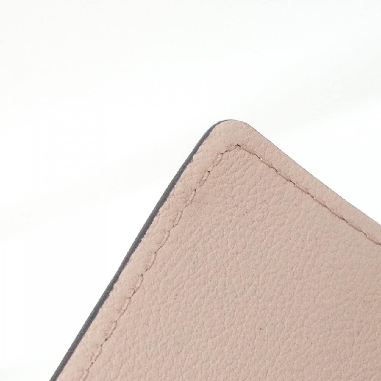 ルイヴィトン マヒナ ミュルティクレ M64056 キーケース