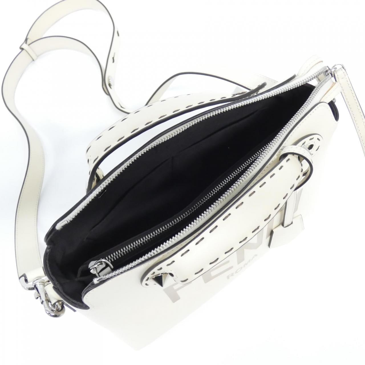 フェンディ バイ ザ ウェイ ミディアム 8BL146 AC9L バッグ