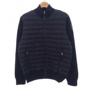 モンクレール MONCLER ダウンジャケット