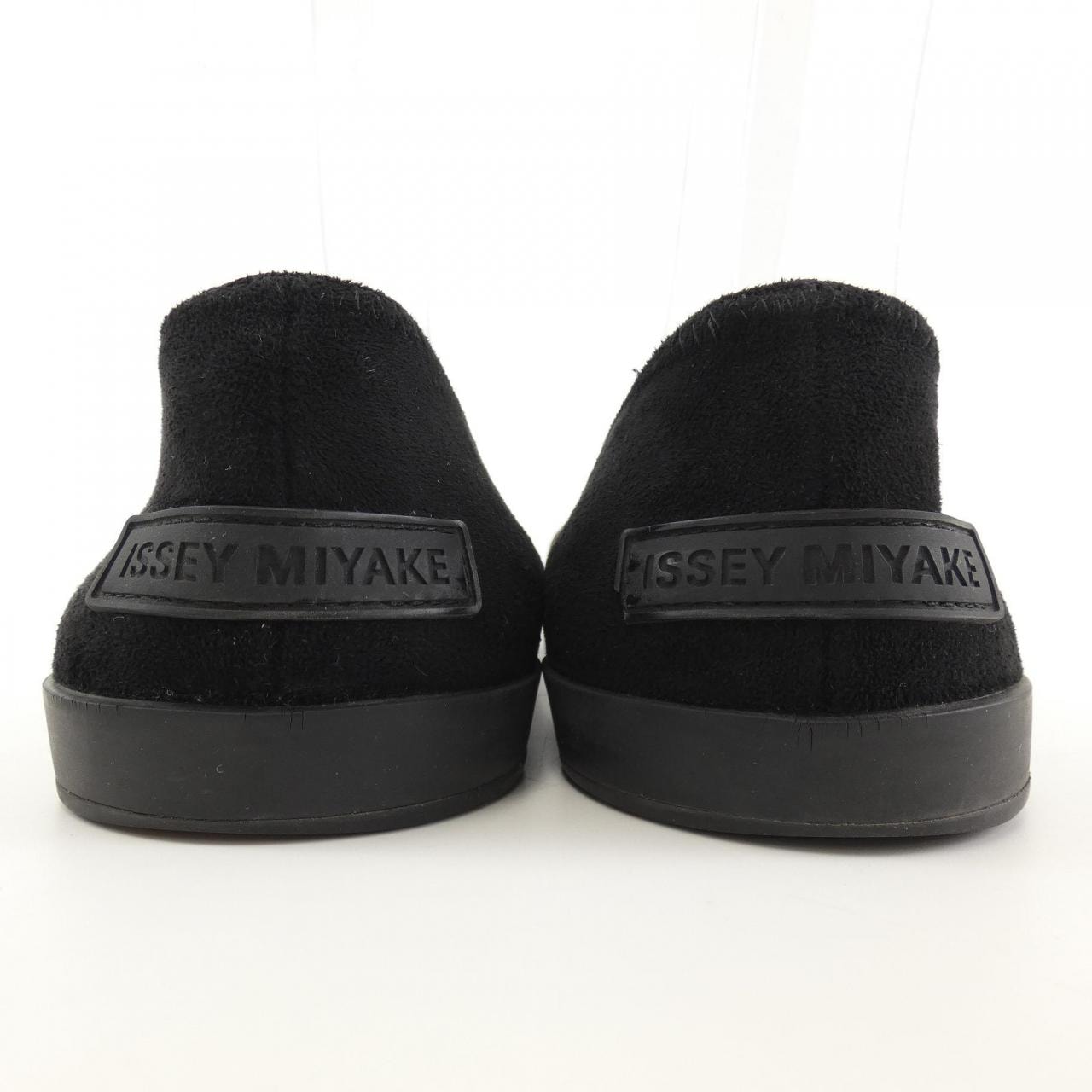 ISSEY MIYAKE鞋