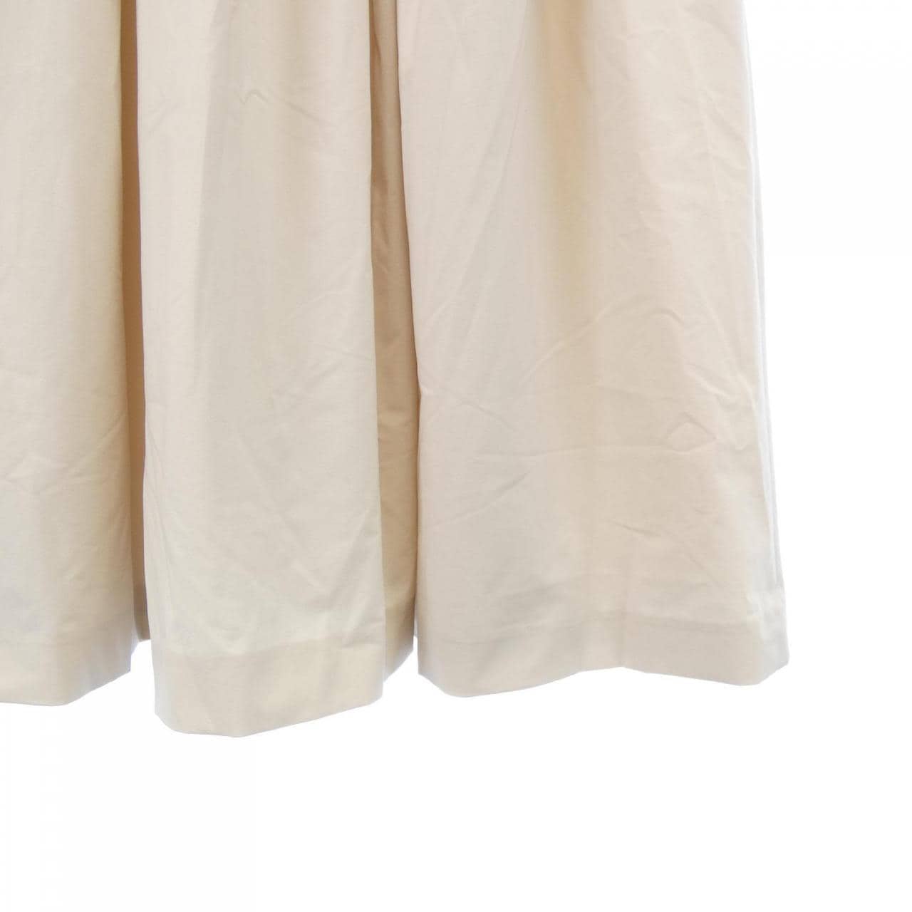 トゥービーシック TO BE CHIC スカート