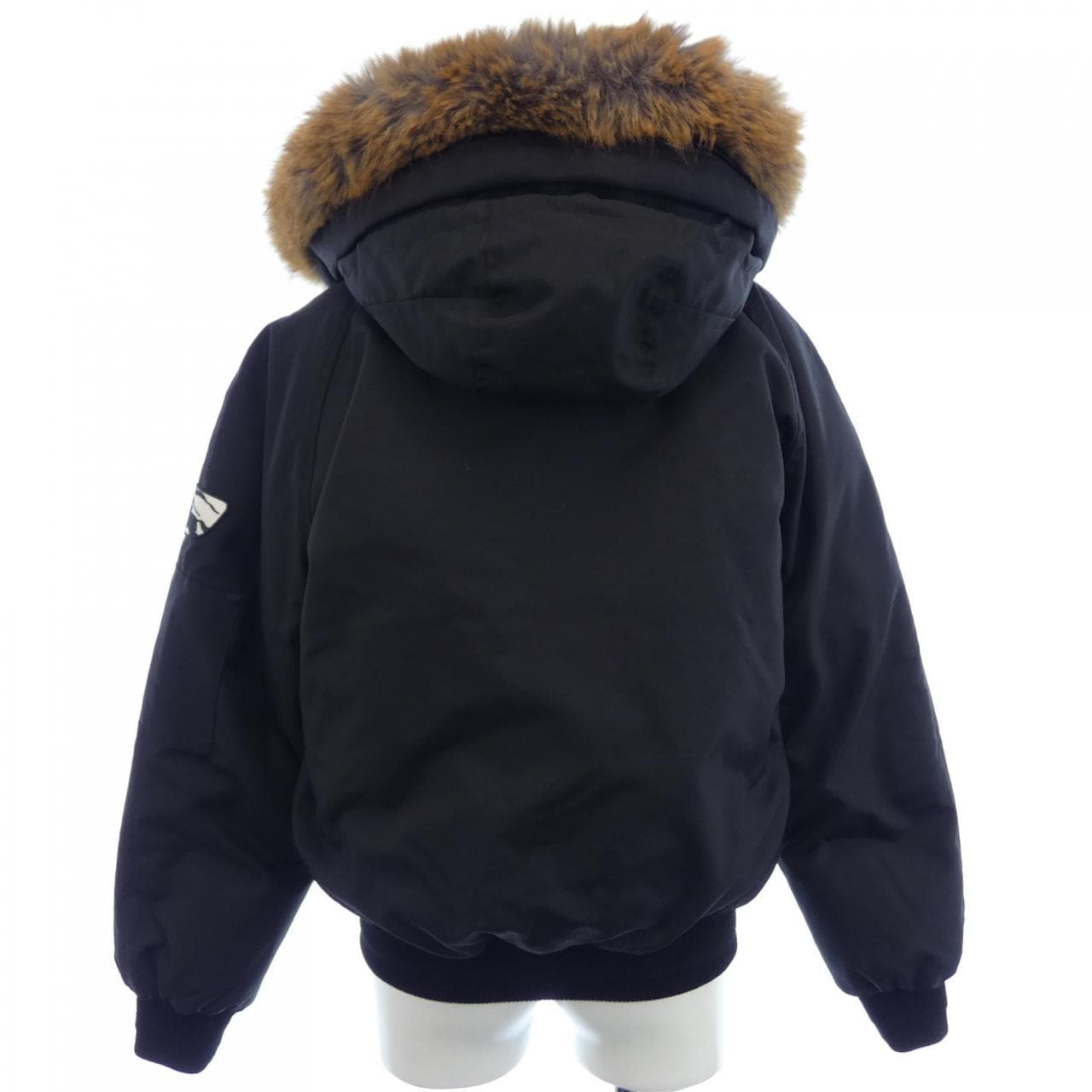 バーバリー BURBERRY 8091565 ダウンジャケット