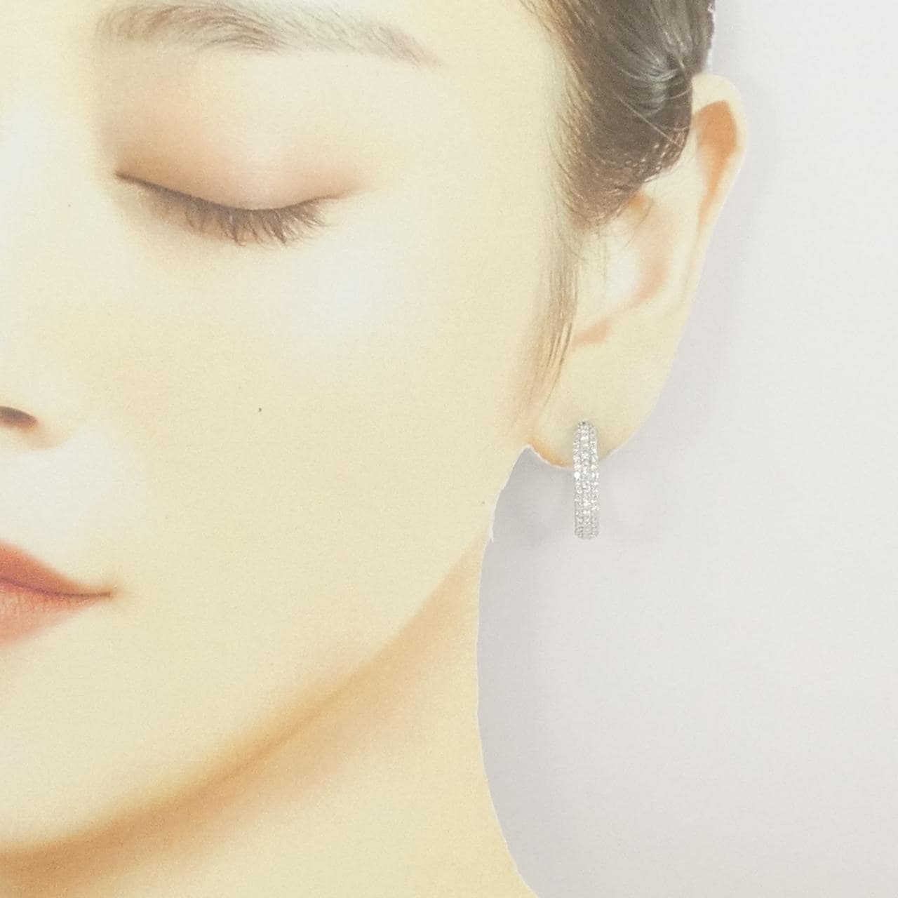 K18WG ダイヤモンド ピアス 1.00CT