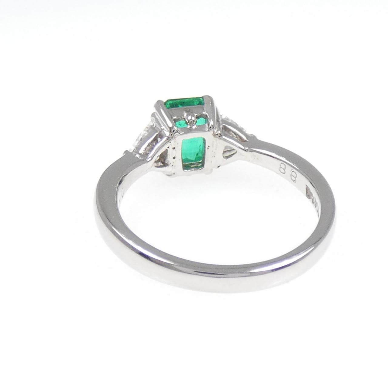PT900 エメラルド リング 0.88CT