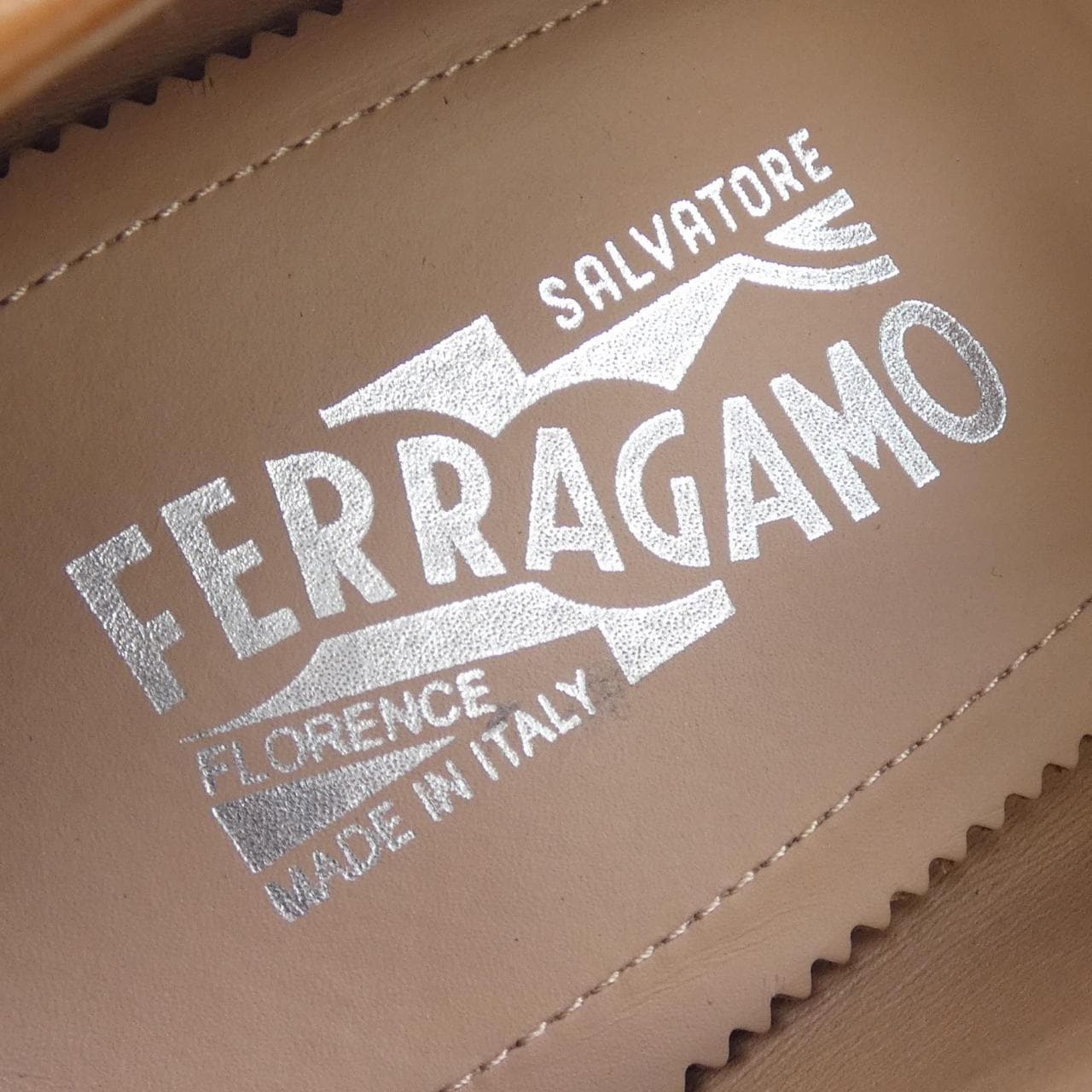サルヴァトーレフェラガモ SALVATORE FERRAGAMO シューズ