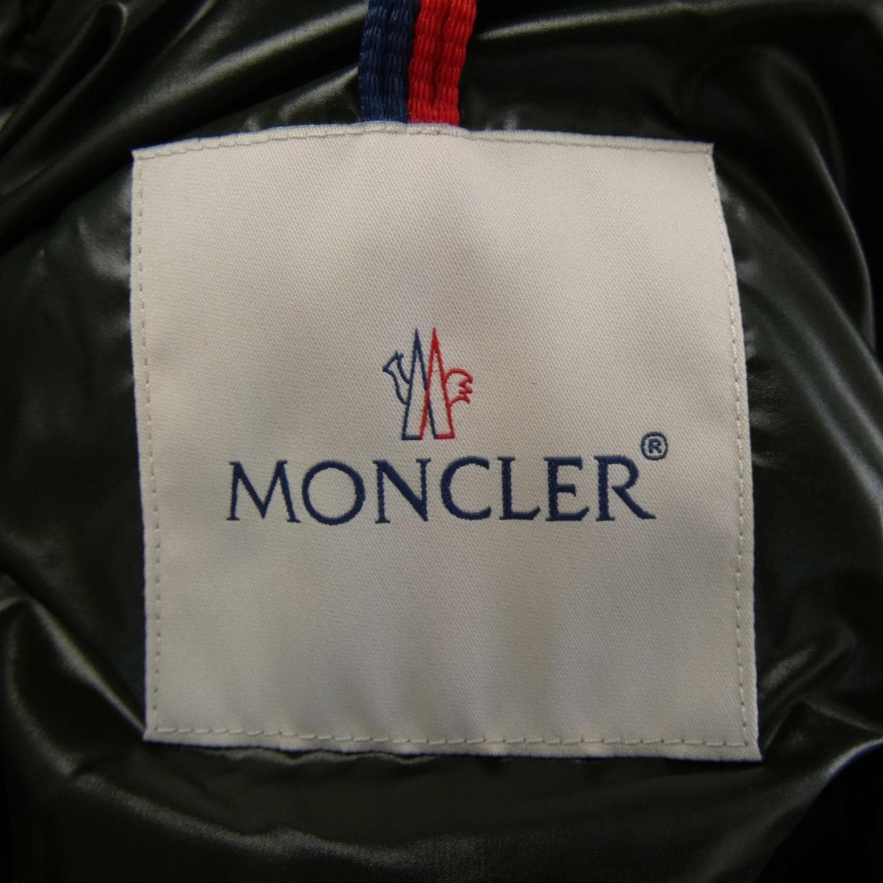 モンクレール MONCLER ダウンジャケット