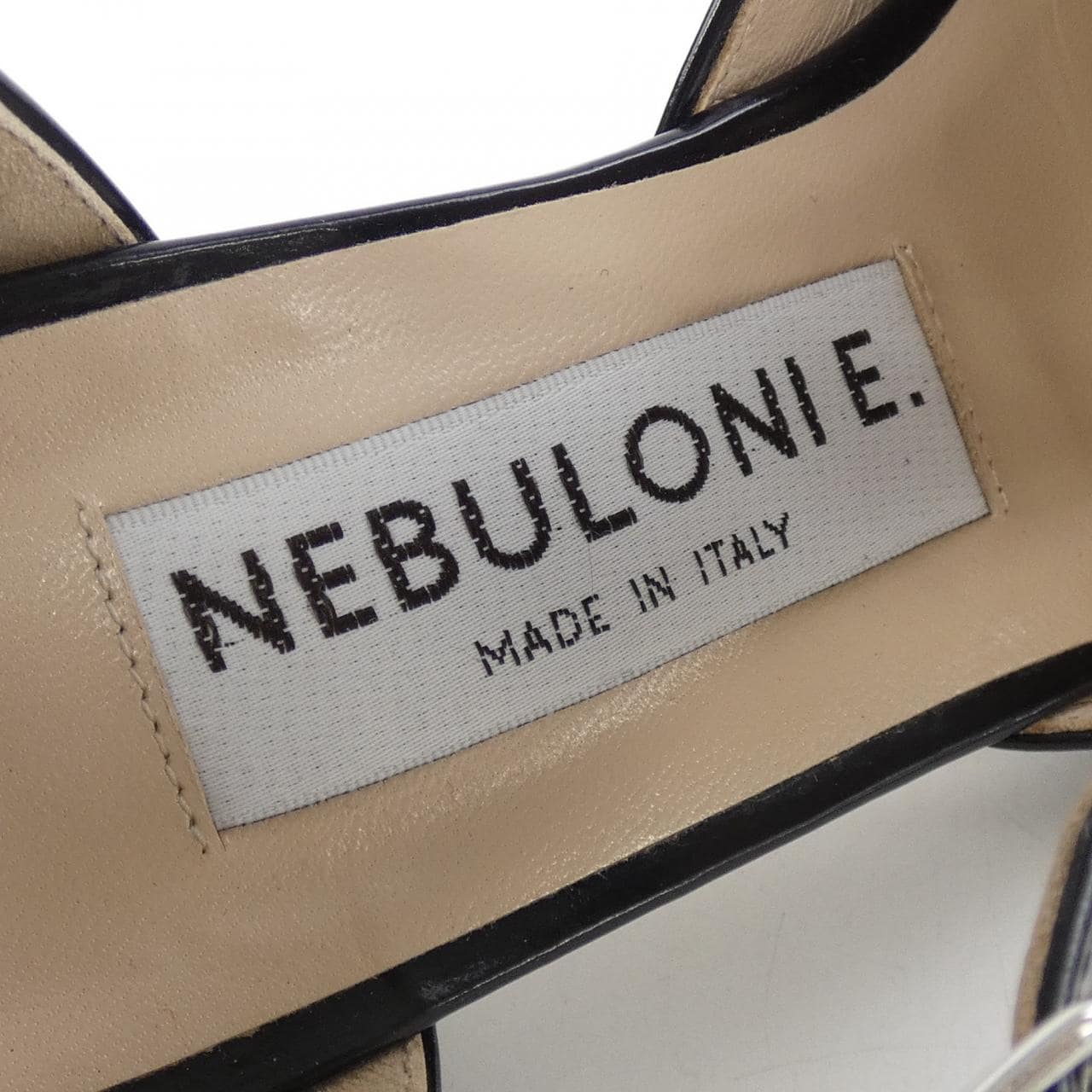 ヌブローニ NEBULONI E. パンプス