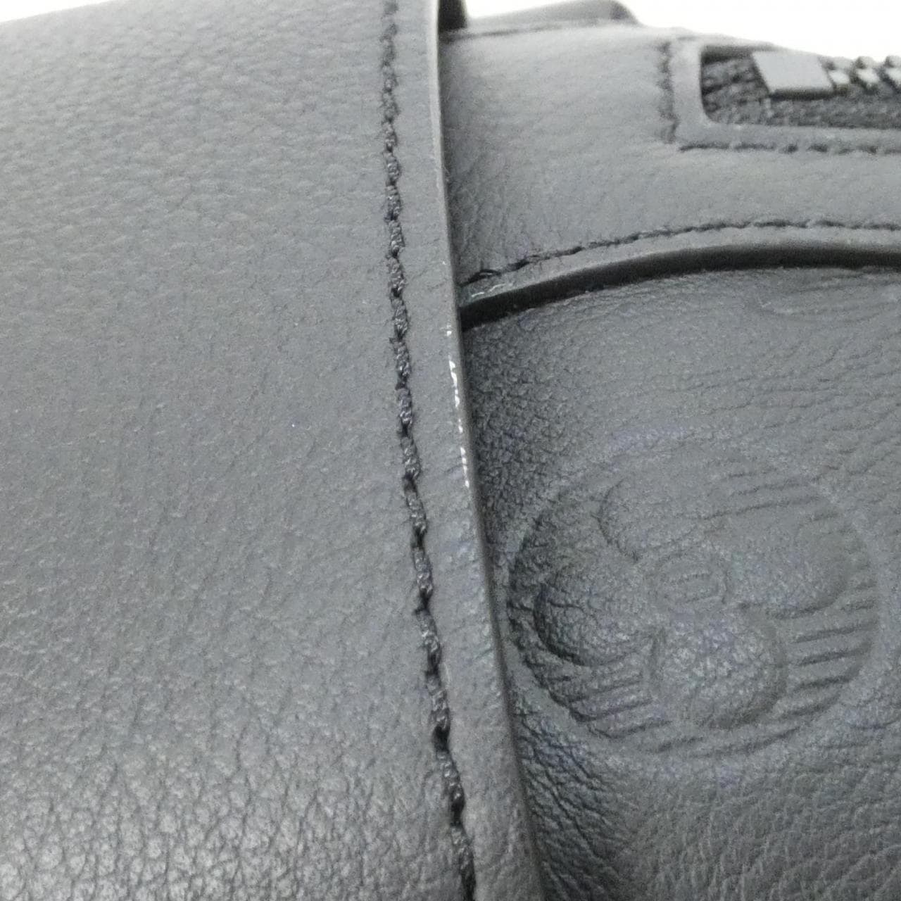 ルイヴィトン モノグラム シャドウ ディスカバリー バックパック PM M46553 リュックサック