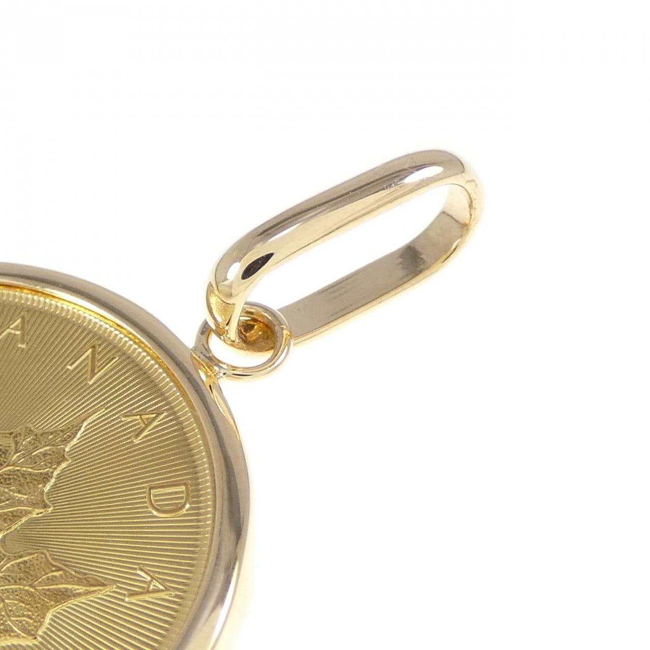 K18YG (frame) coin pendant