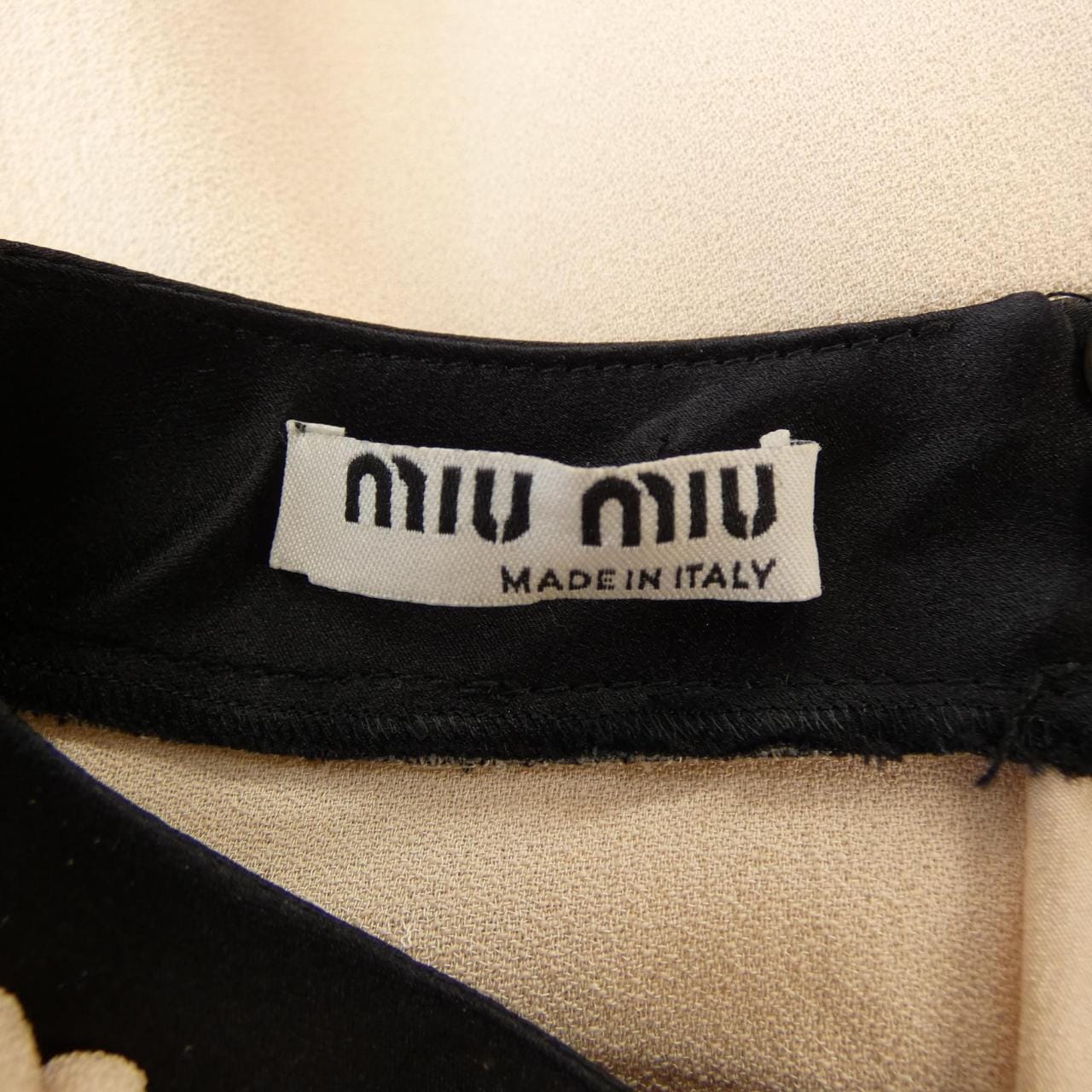 ミュウミュウ MIU MIU MT1470 1Q3T トップス