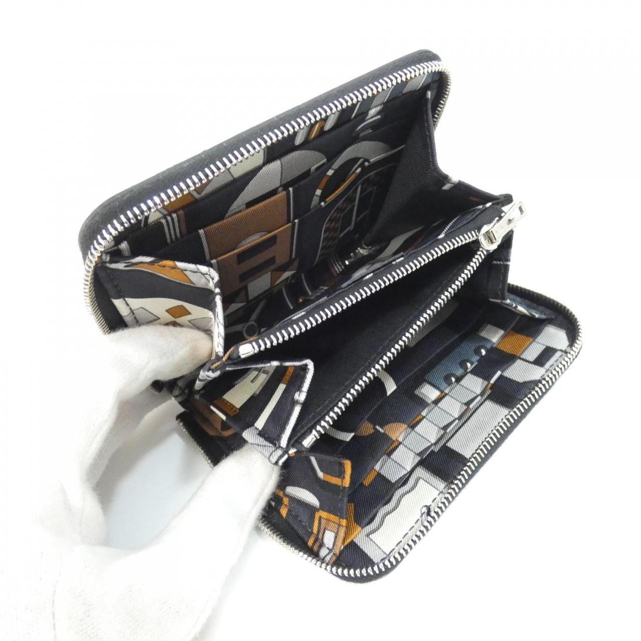 エルメス CARRE EN BOUCLES シルク イン コンパクト 071004CK 財布 コメ兵｜エルメス CARRE EN BOUCLES シルク イン コンパクト 071004CK