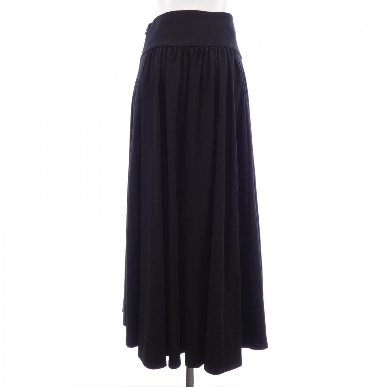 エイトン ATON スカート