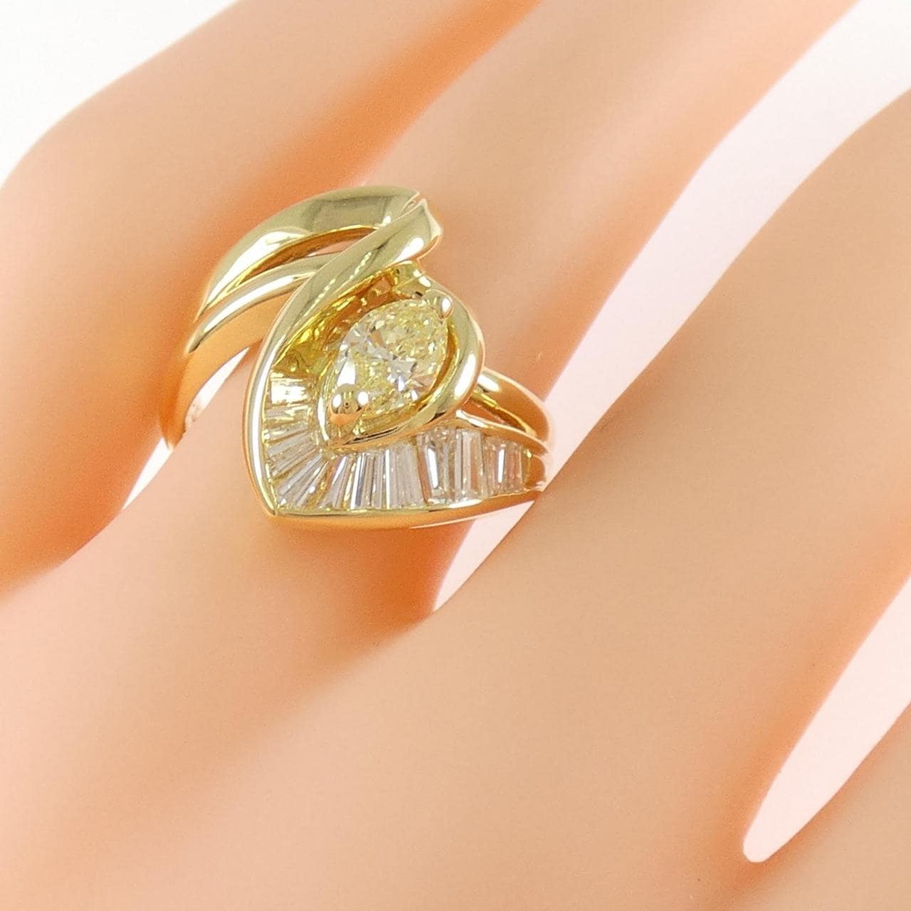 K18YG ダイヤモンド リング 0.58CT