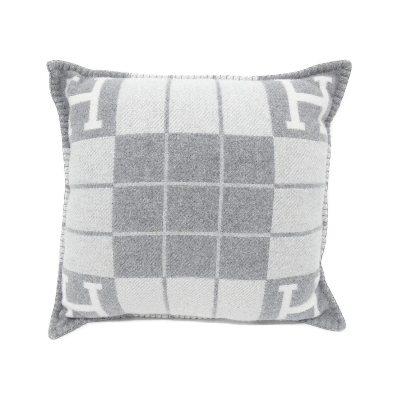 エルメス アヴァロン3 PM 52×52 102666M クッション