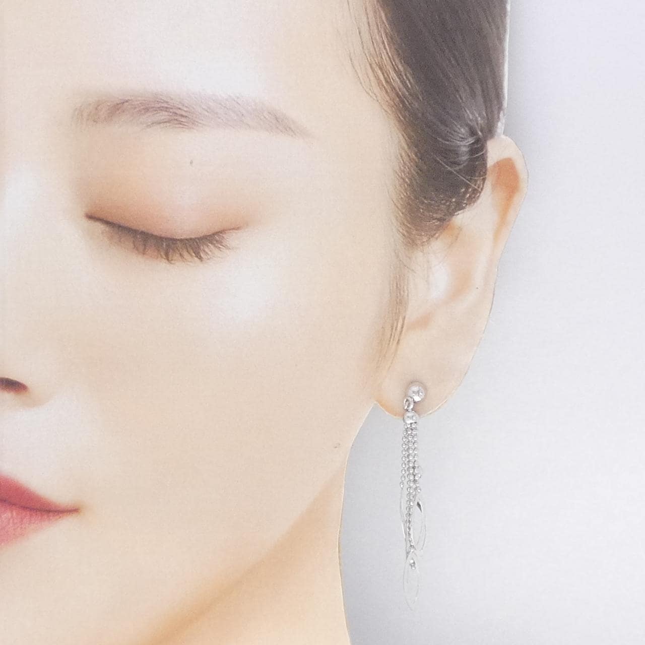 750WG/K18WG ピアス