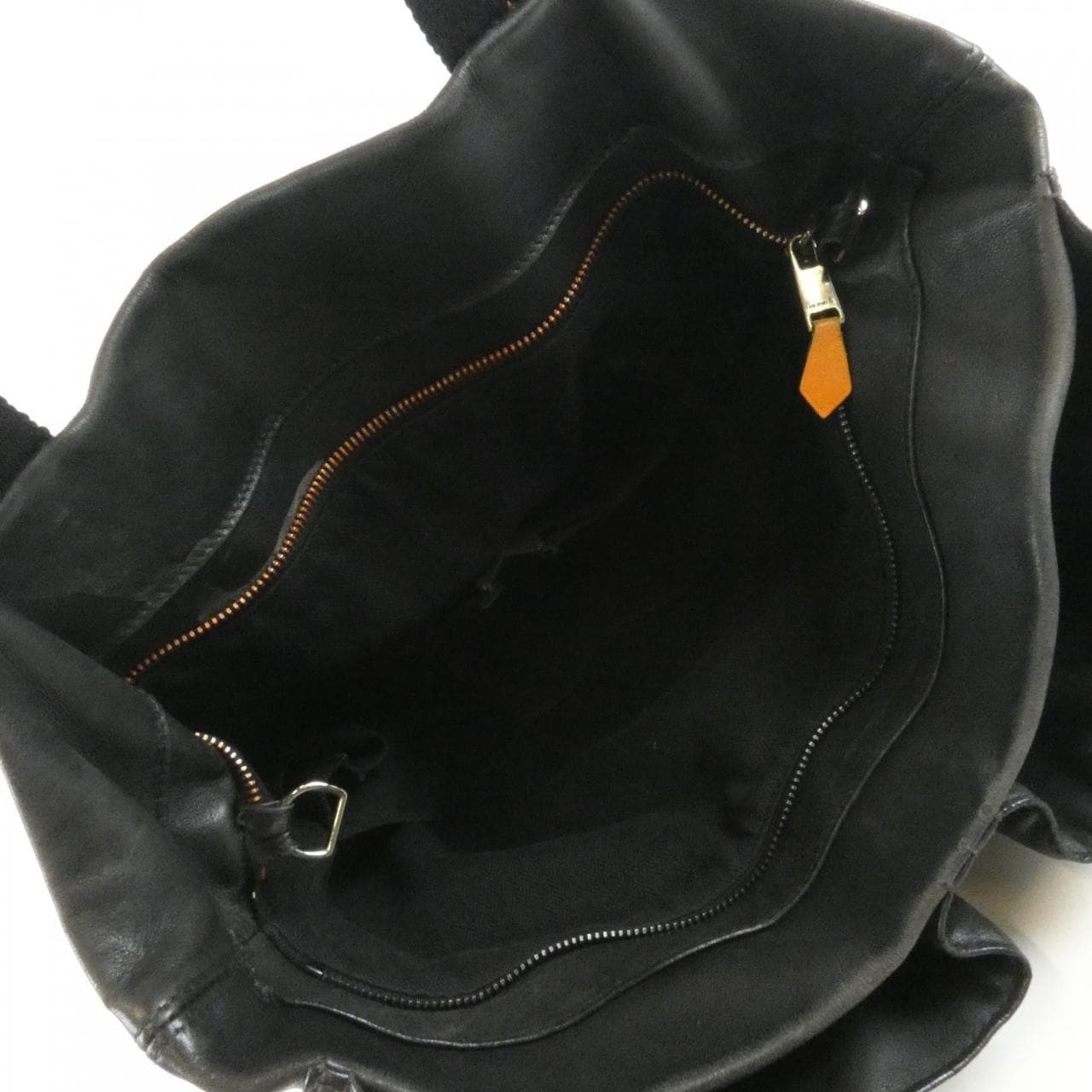 エルメス キャラバン ヴェルティカル MM 550002M バッグ