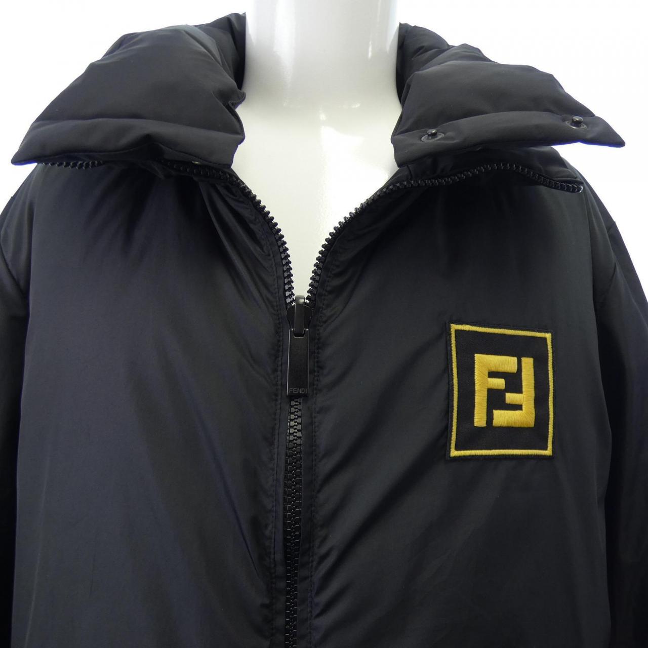 フェンディ FENDI ダウンジャケット