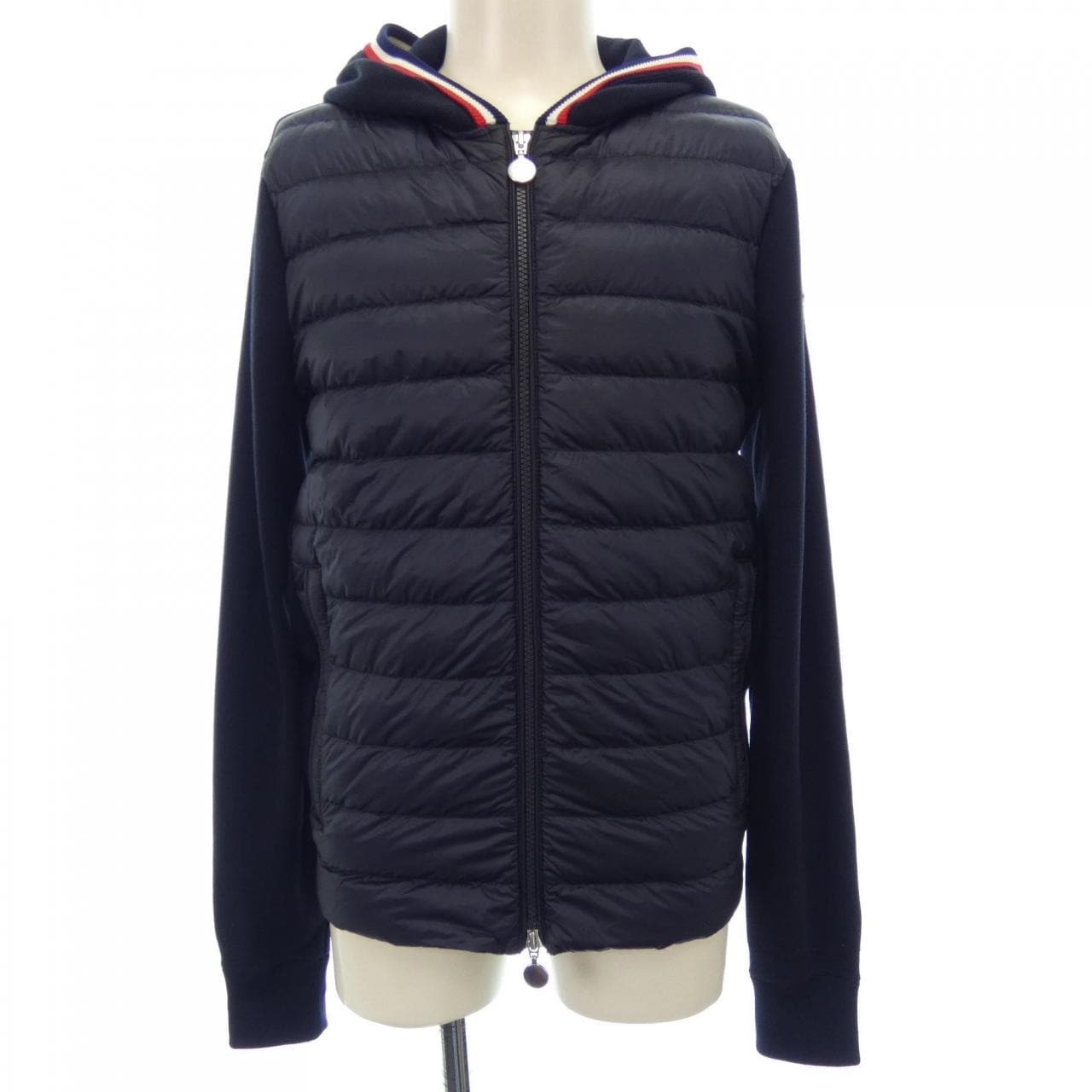 モンクレール MONCLER ダウンジャケット