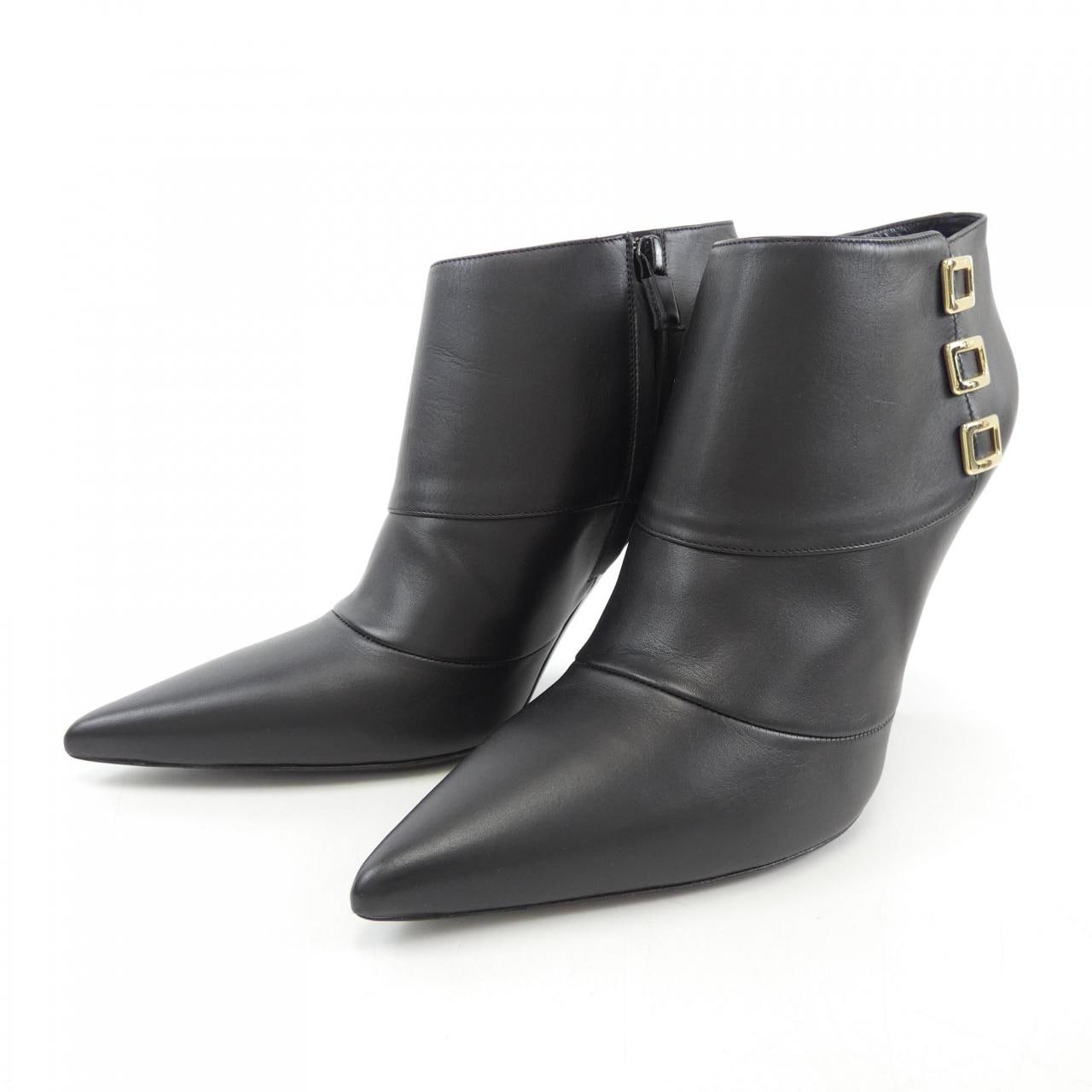 ROGER VIVIER Vivier Boots