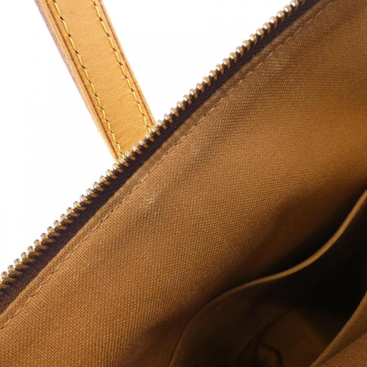 LOUIS VUITTON Monogram Totally MM M56689 包