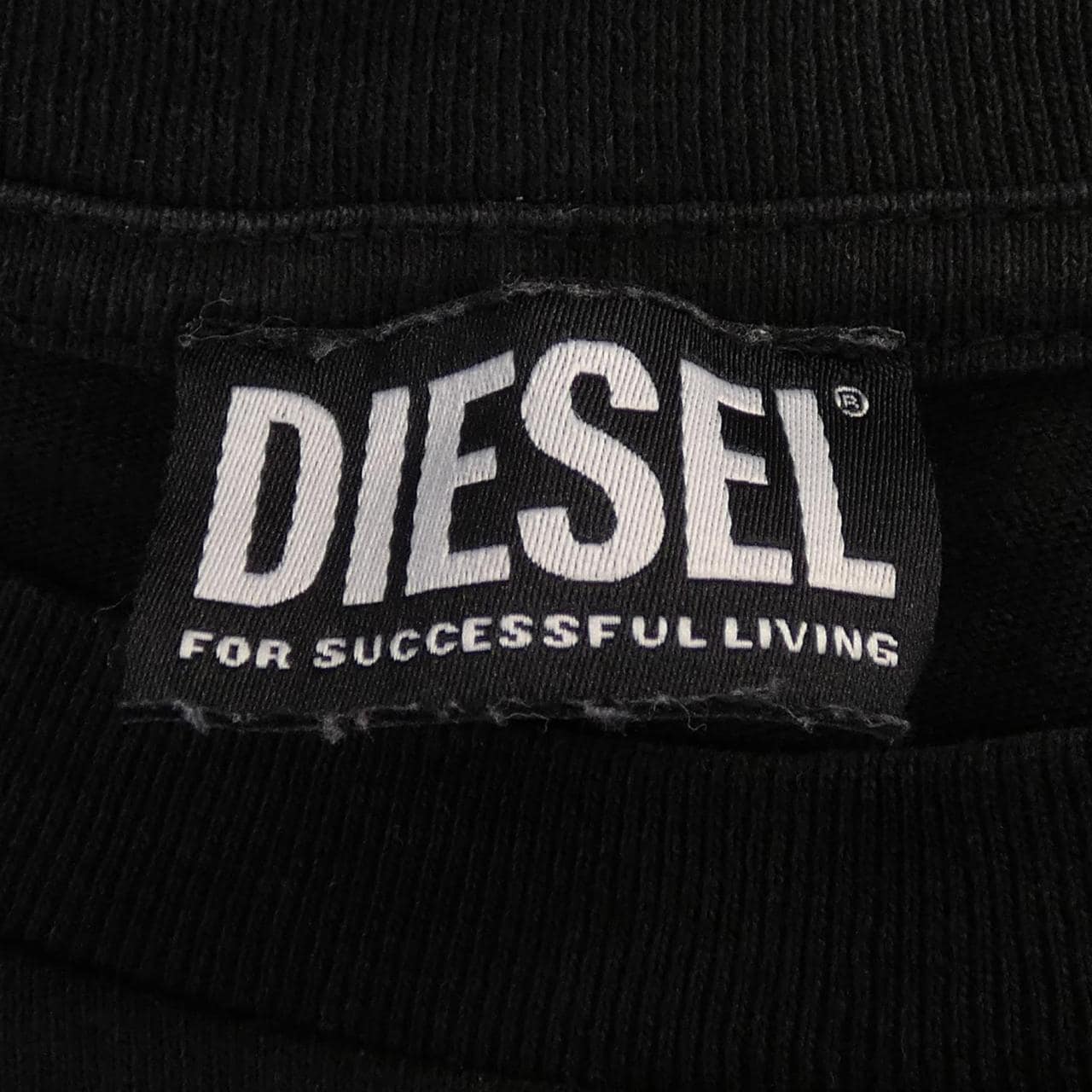 ディーゼル DIESEL Tシャツ