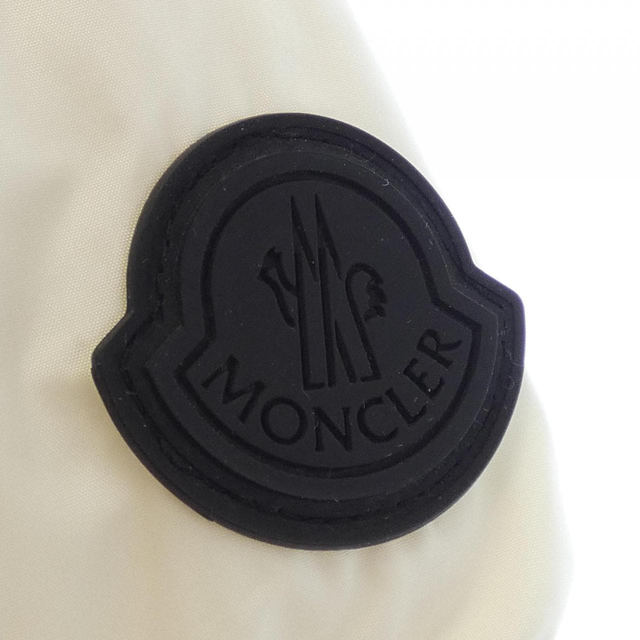 モンクレール MONCLER ダウンジャケット