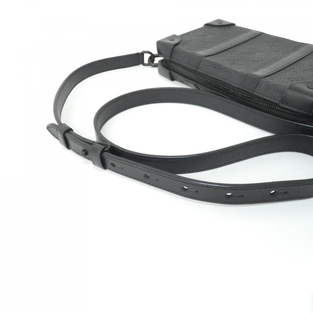 ルイヴィトン トリヨン モノグラム ソフトトランク ウォレット M80224 ショルダーバッグ