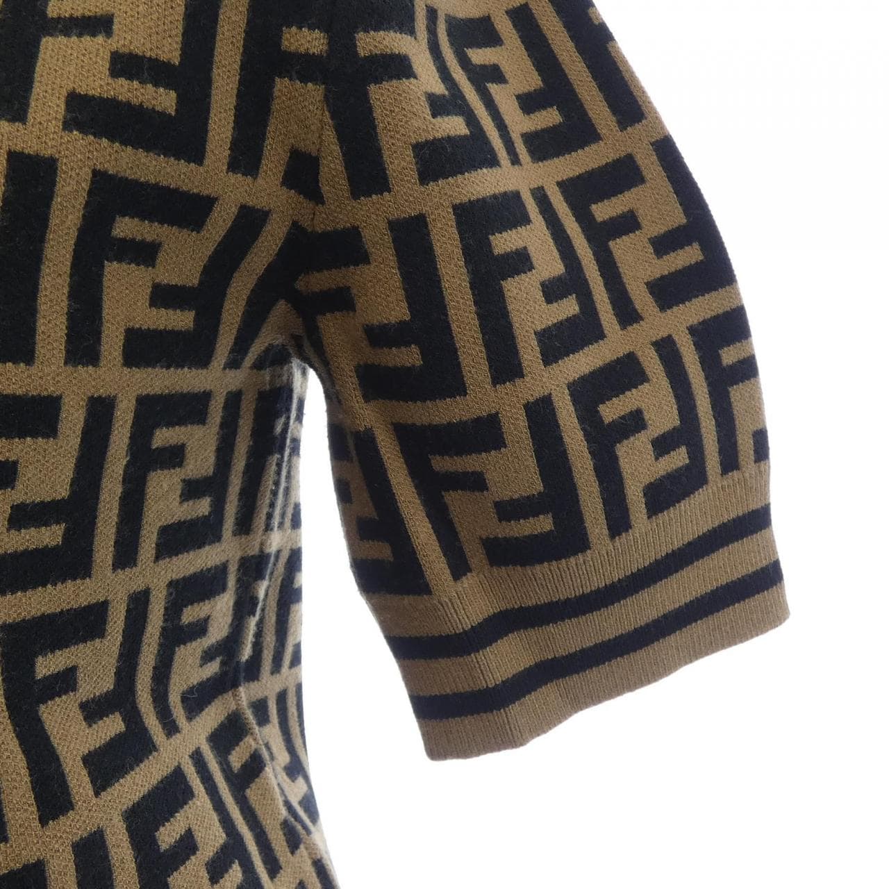 フェンディ FENDI FFモチーフ FZY702 A5QG ニット