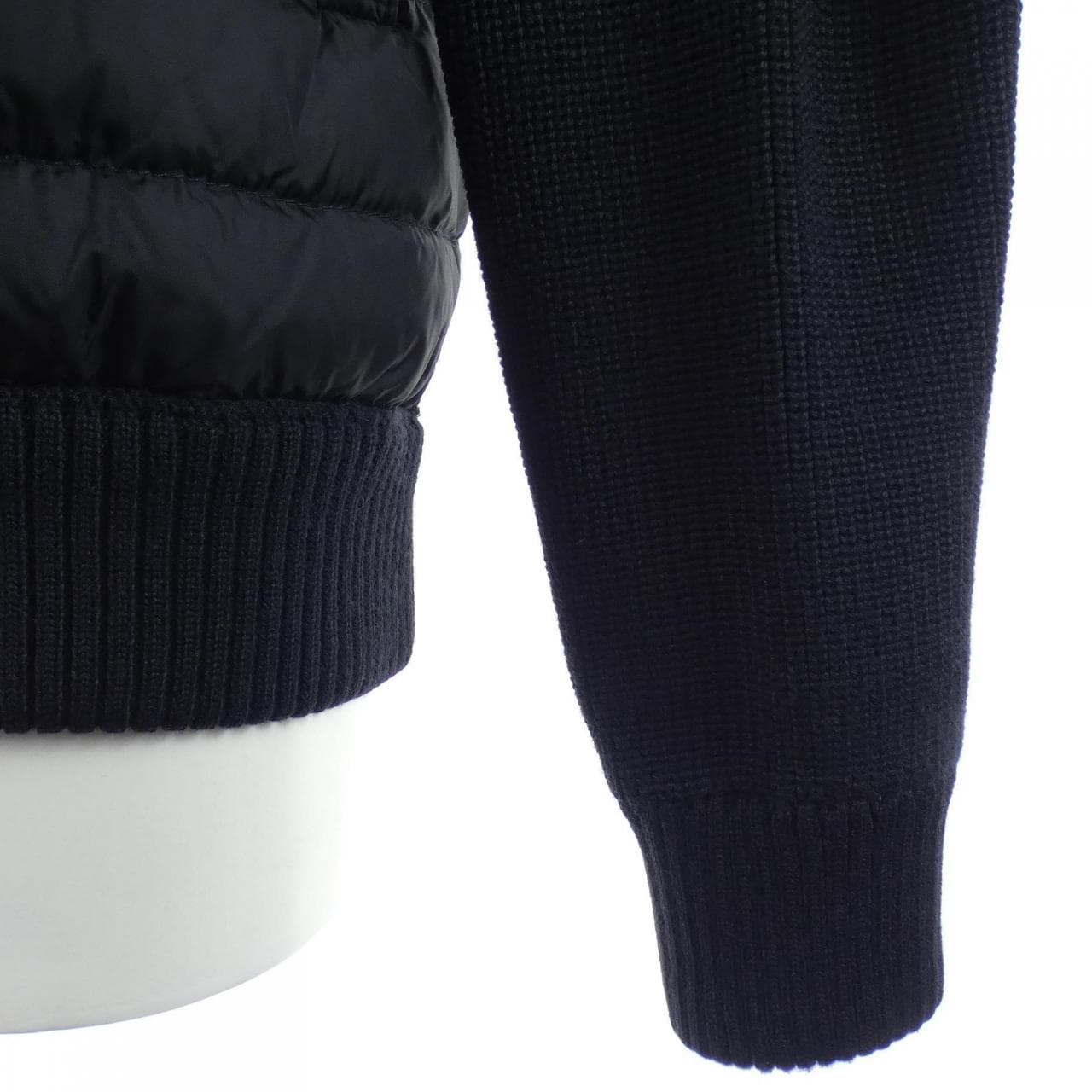 モンクレール MONCLER 20919402800 ダウンジャケット