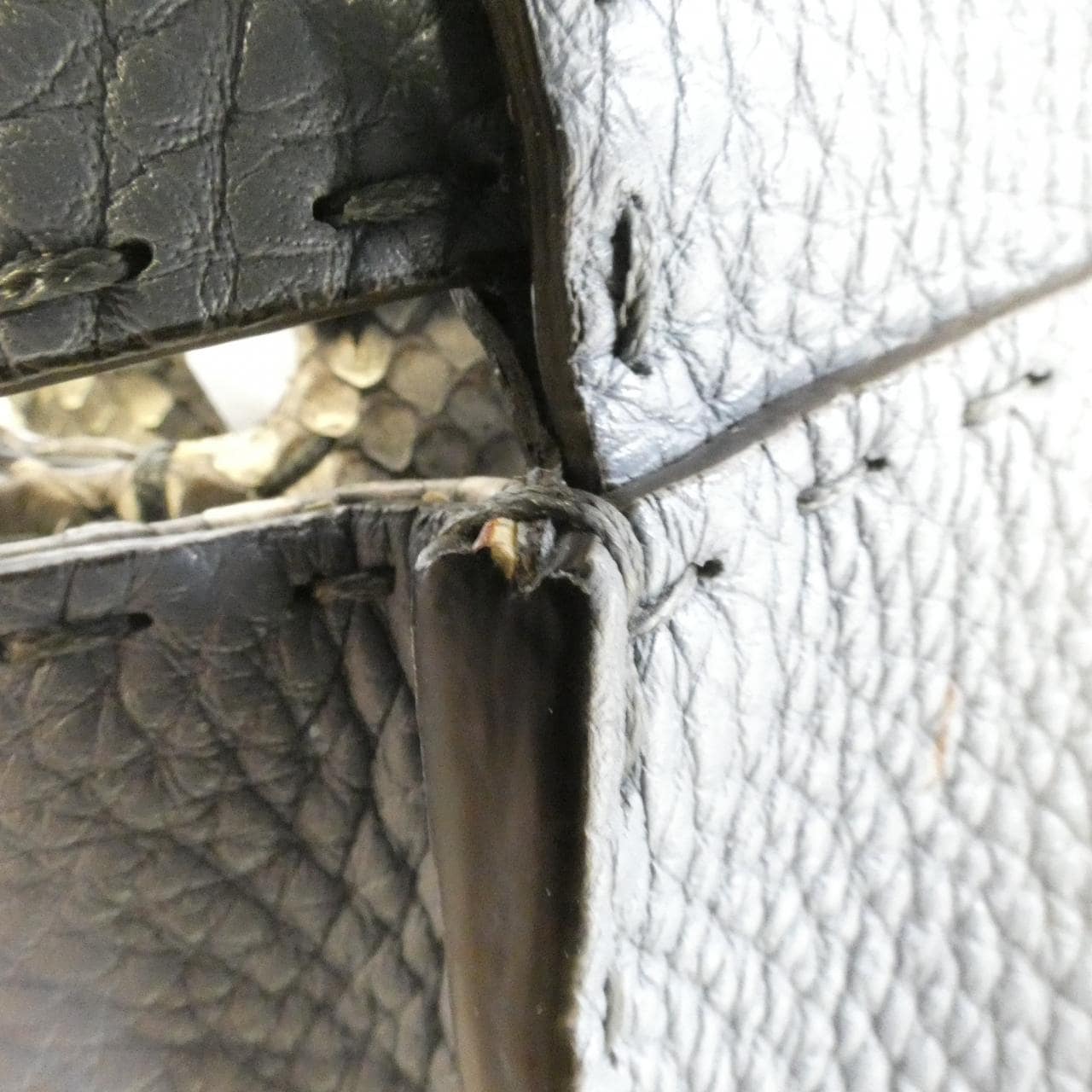 フェンディ SELLERIA ピーカブー 8BN290 N8K バッグ