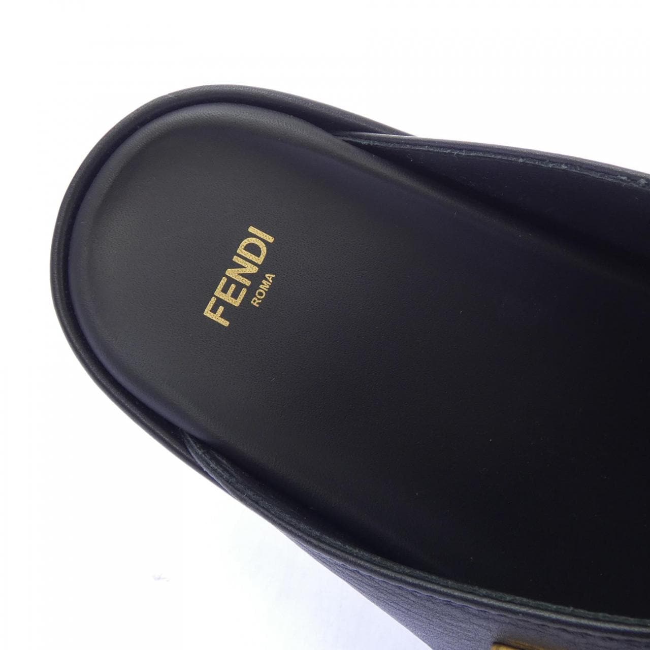 フェンディ FENDI サンダル