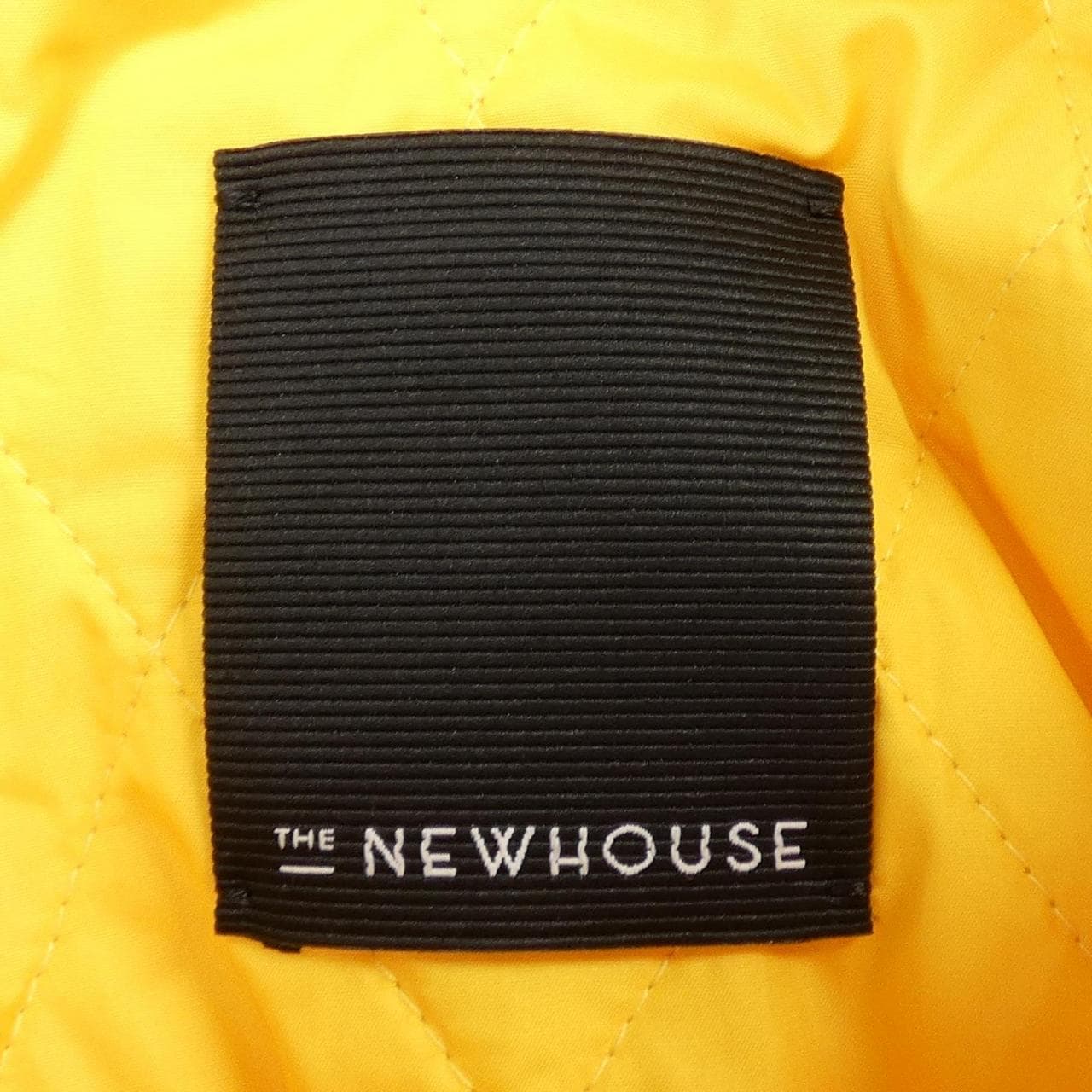 ザニューハウス THE NEWHOUSE ジャケット