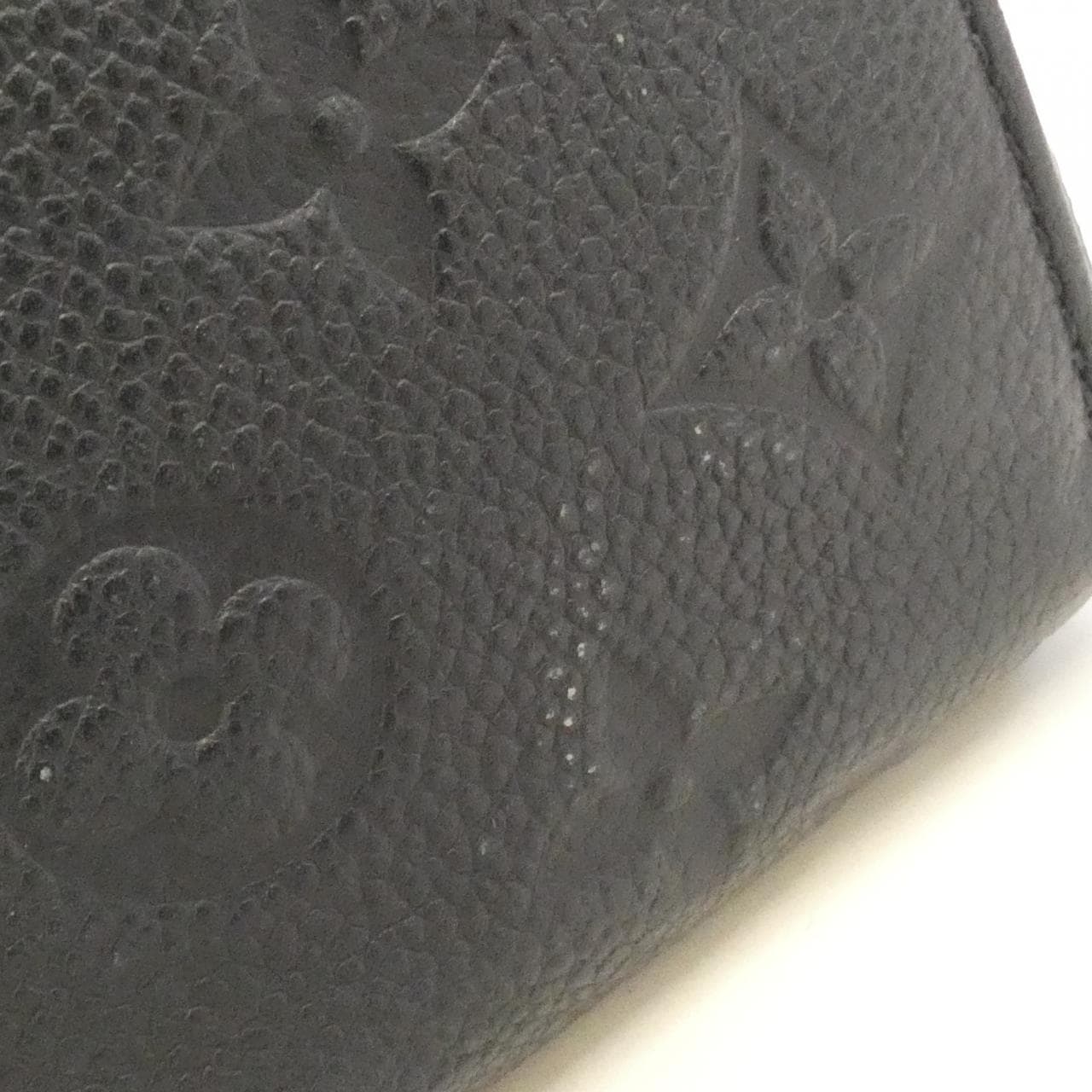 ルイヴィトン モノグラム アンプラント ジッピー ウォレット M62121 財布