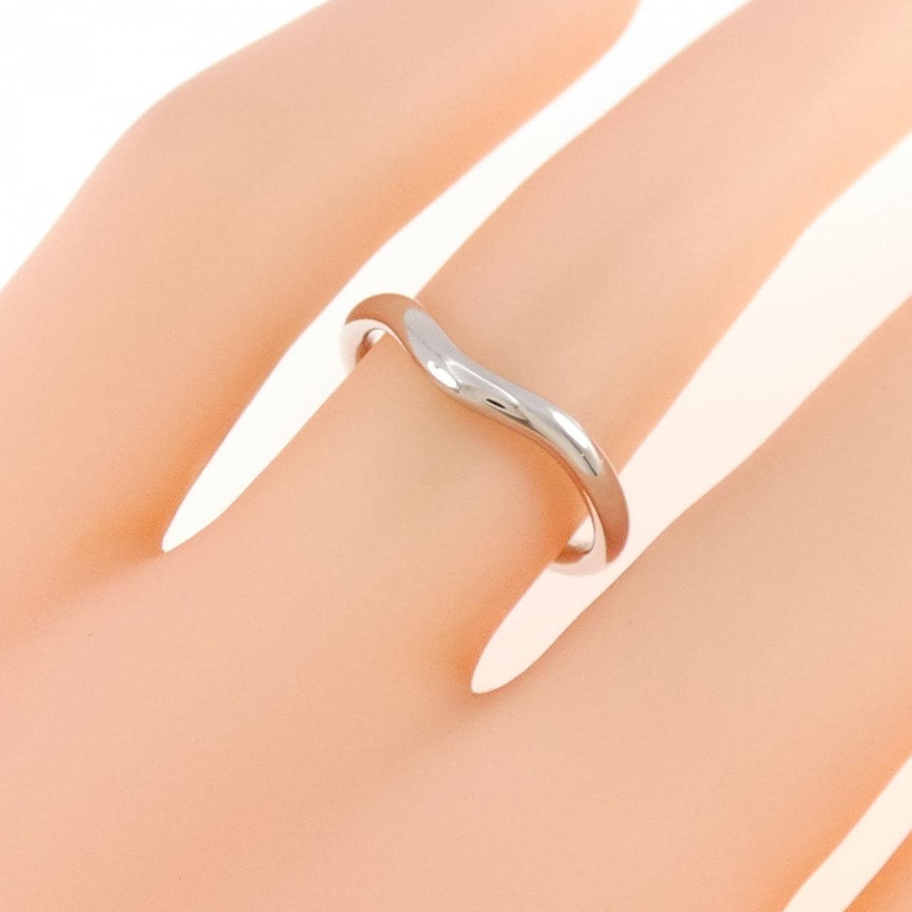 ティファニー カーブド リング